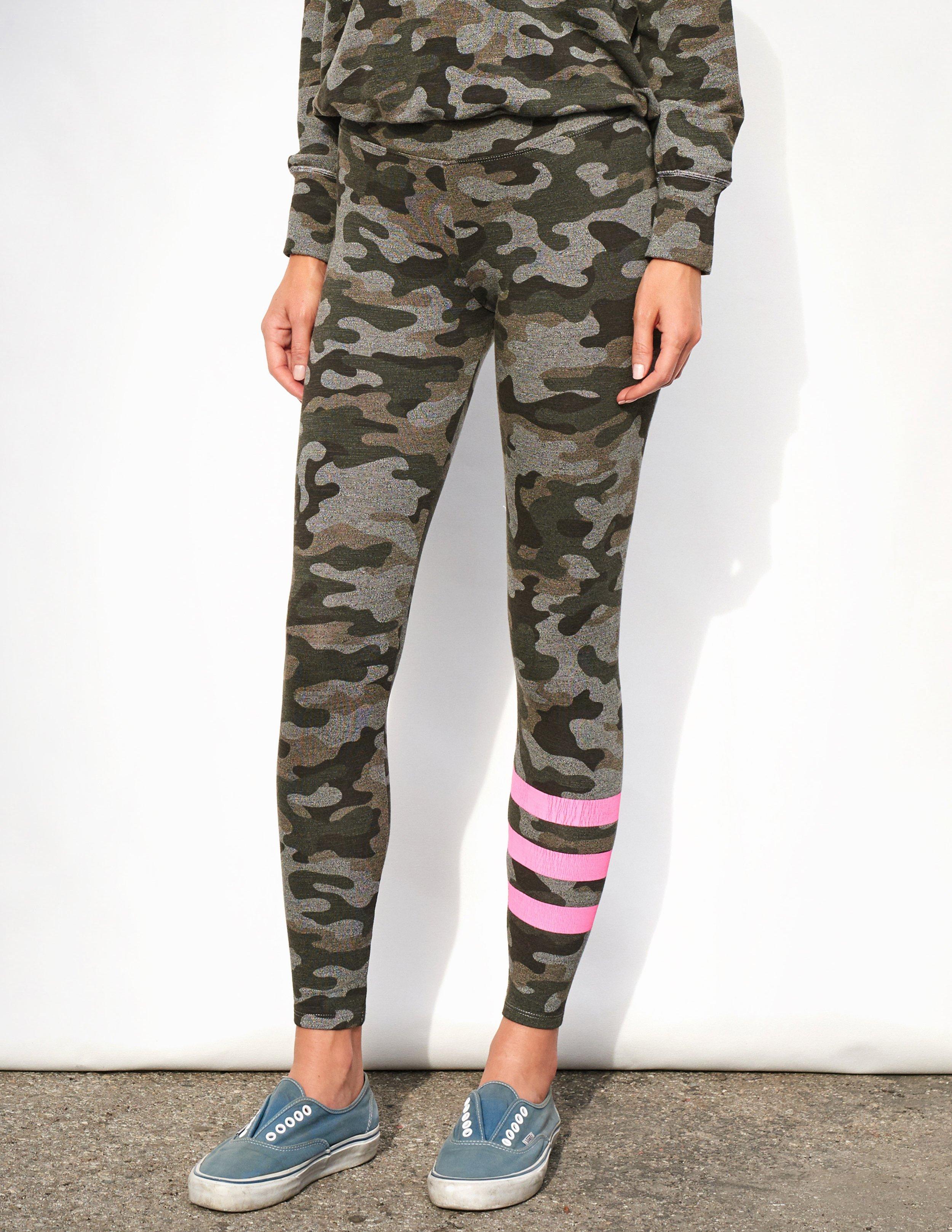 Sundry Synthetic Stripes Camo Yoga Pants in Green - Lyst