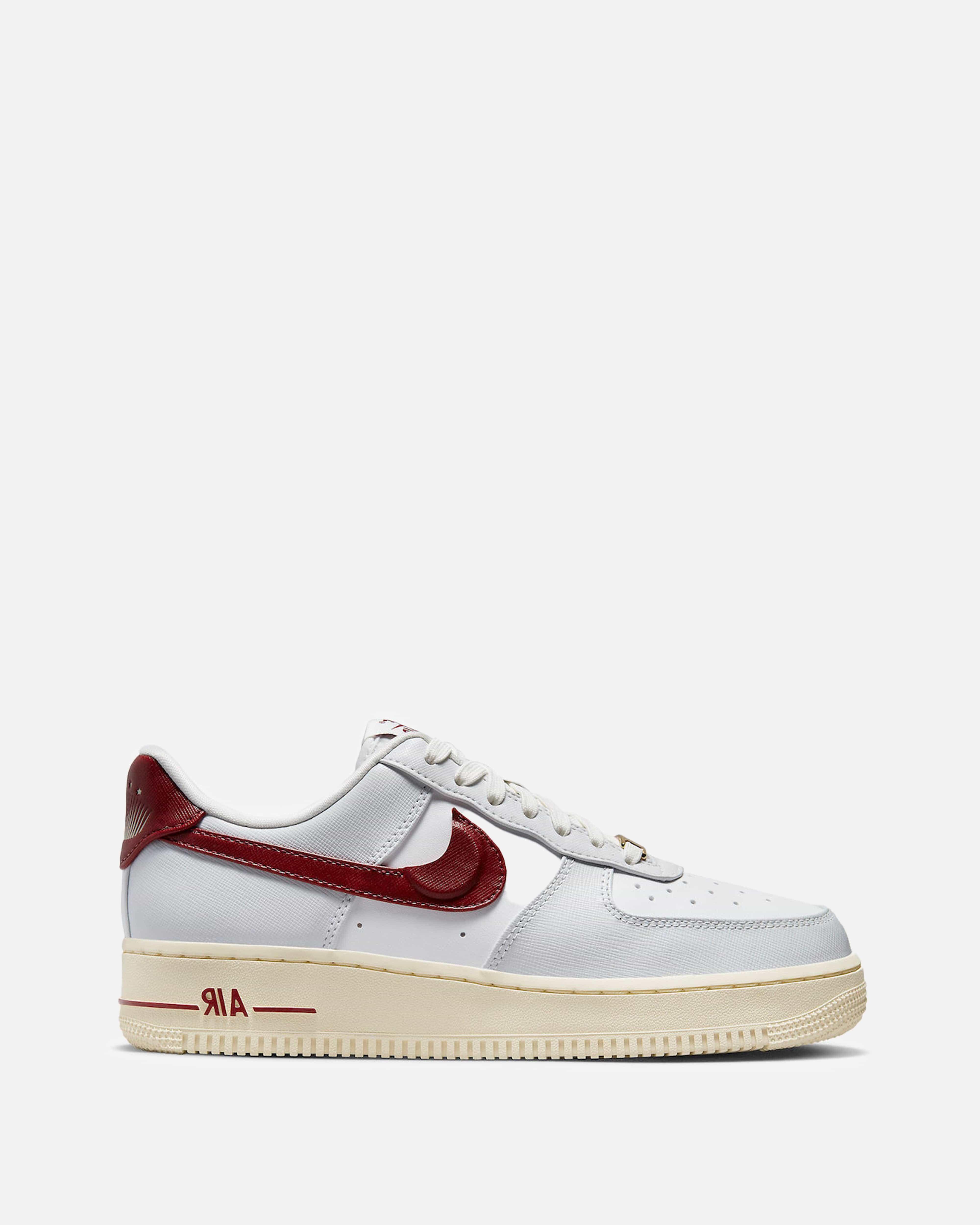 Nike Air Force 1 Low Se 'photon Dust/team Red' in White | Lyst