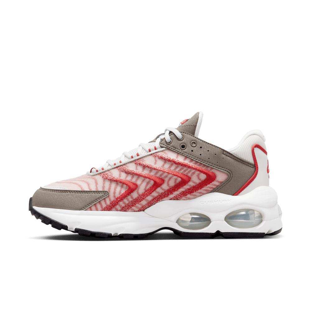 Nike Air Max Tw Shoes in Pink for Men | Lyst
