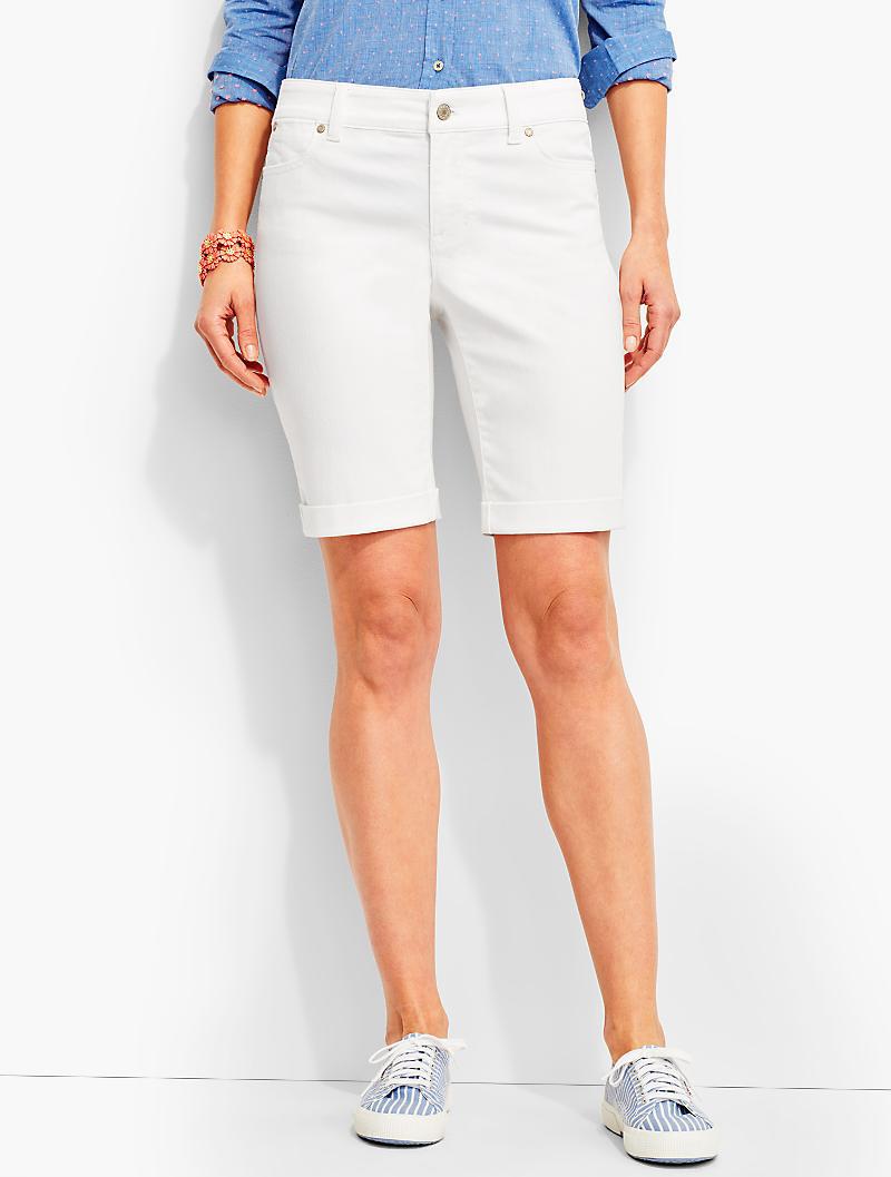 Flawless Five-pocket Boyfriend Short 