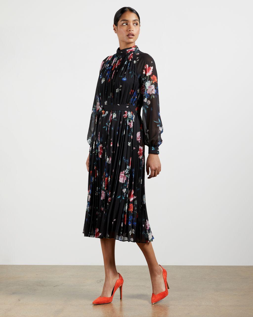 Ted Baker Scalloped High Heel Court 