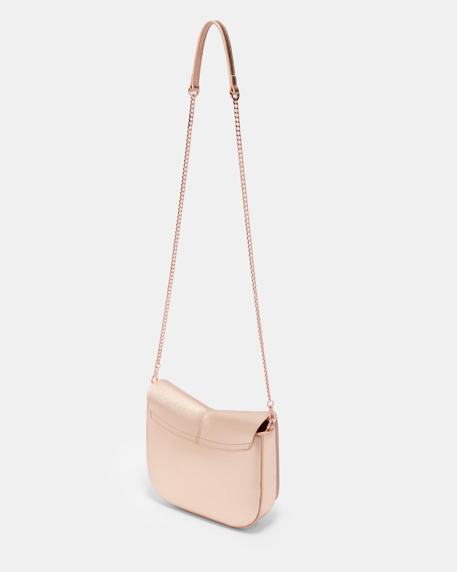 ted baker jessi pale pink concertina leather shoulder bolsa