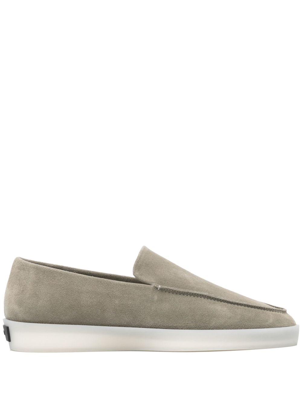 フラットシューズ Fear Of God Suede Mules With Round Toe And Aesthetic Fear Of God Suede Mules With Round Toe And Aesthetic in Gray