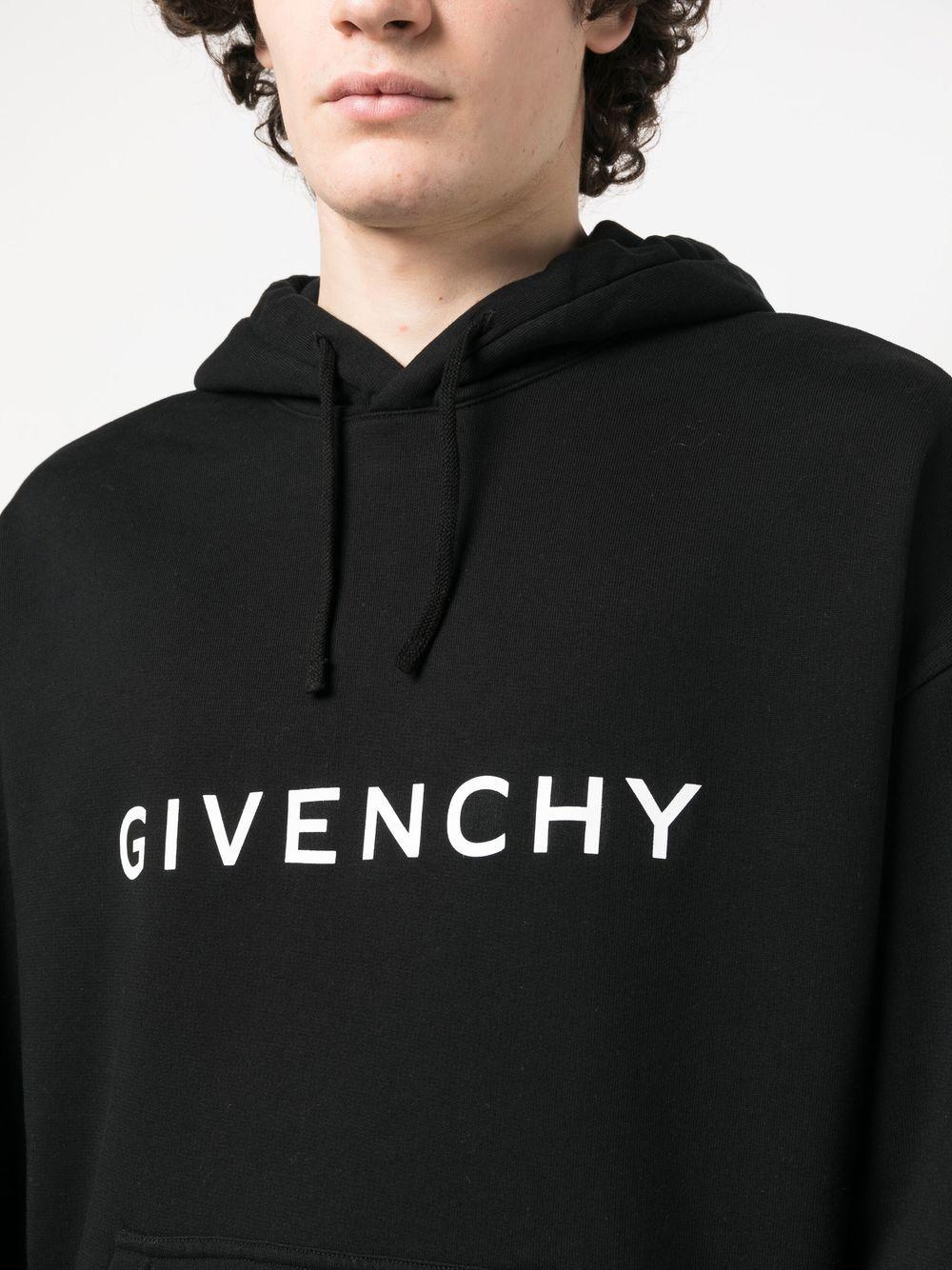 Givenchy logo jumper deals