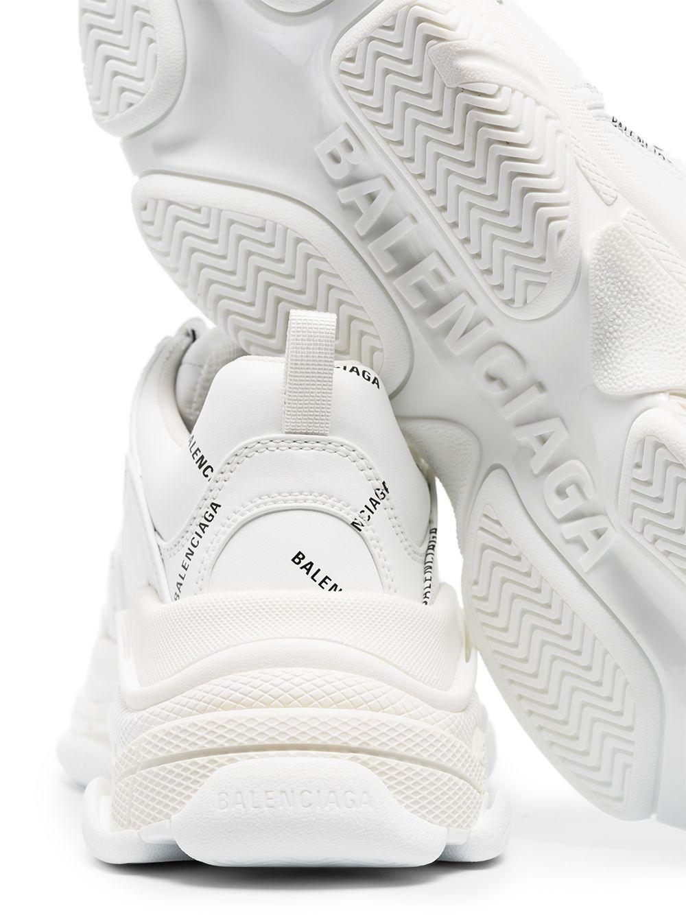 balenciaga runners look alike