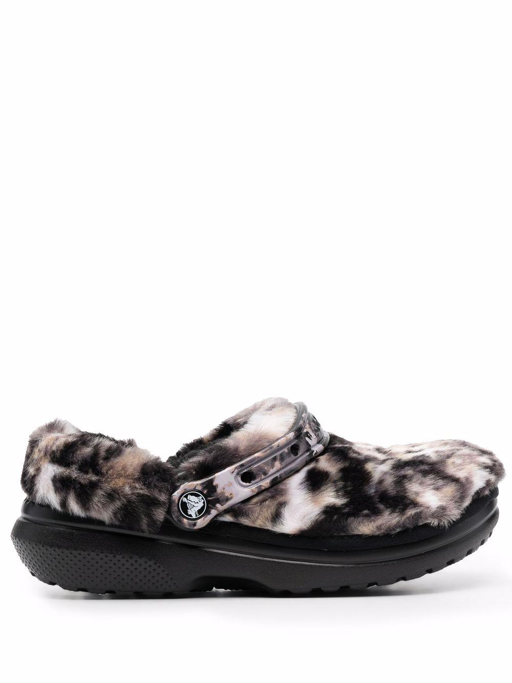Crocs™ Classic Fur Sure Sandals in Black Lyst