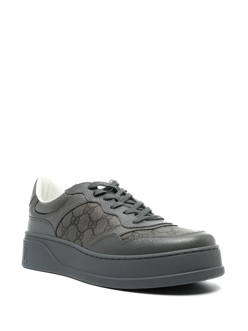 Gucci Chunky B Low-top Sneakers in Gray for Men | Lyst