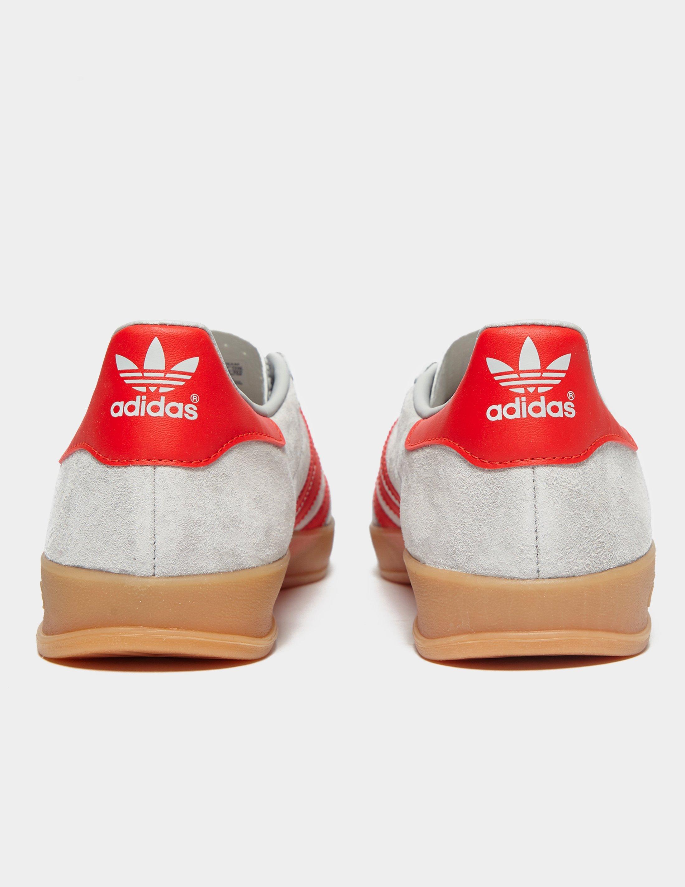 gazelle indoor grey