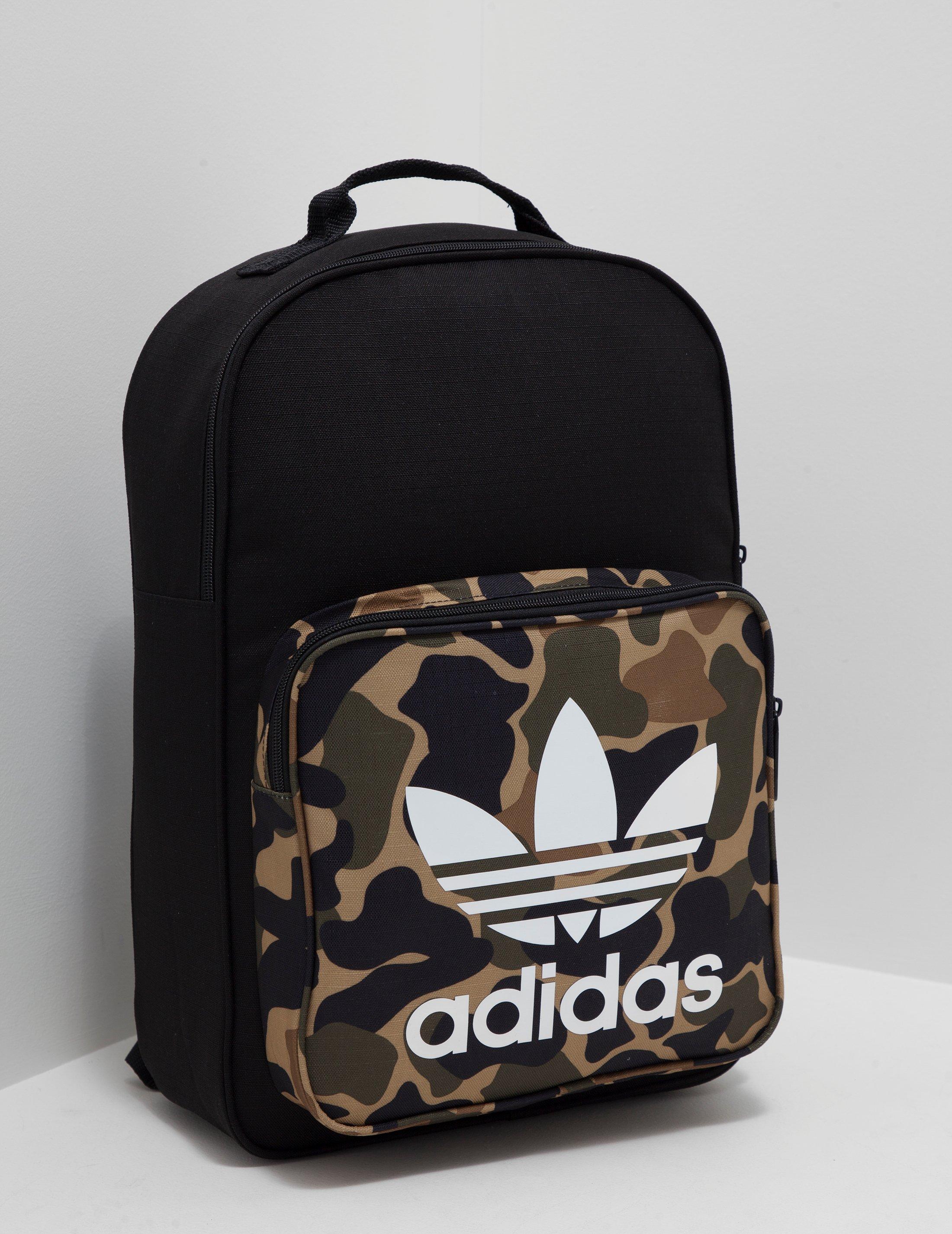 adidas trefoil backpack camo