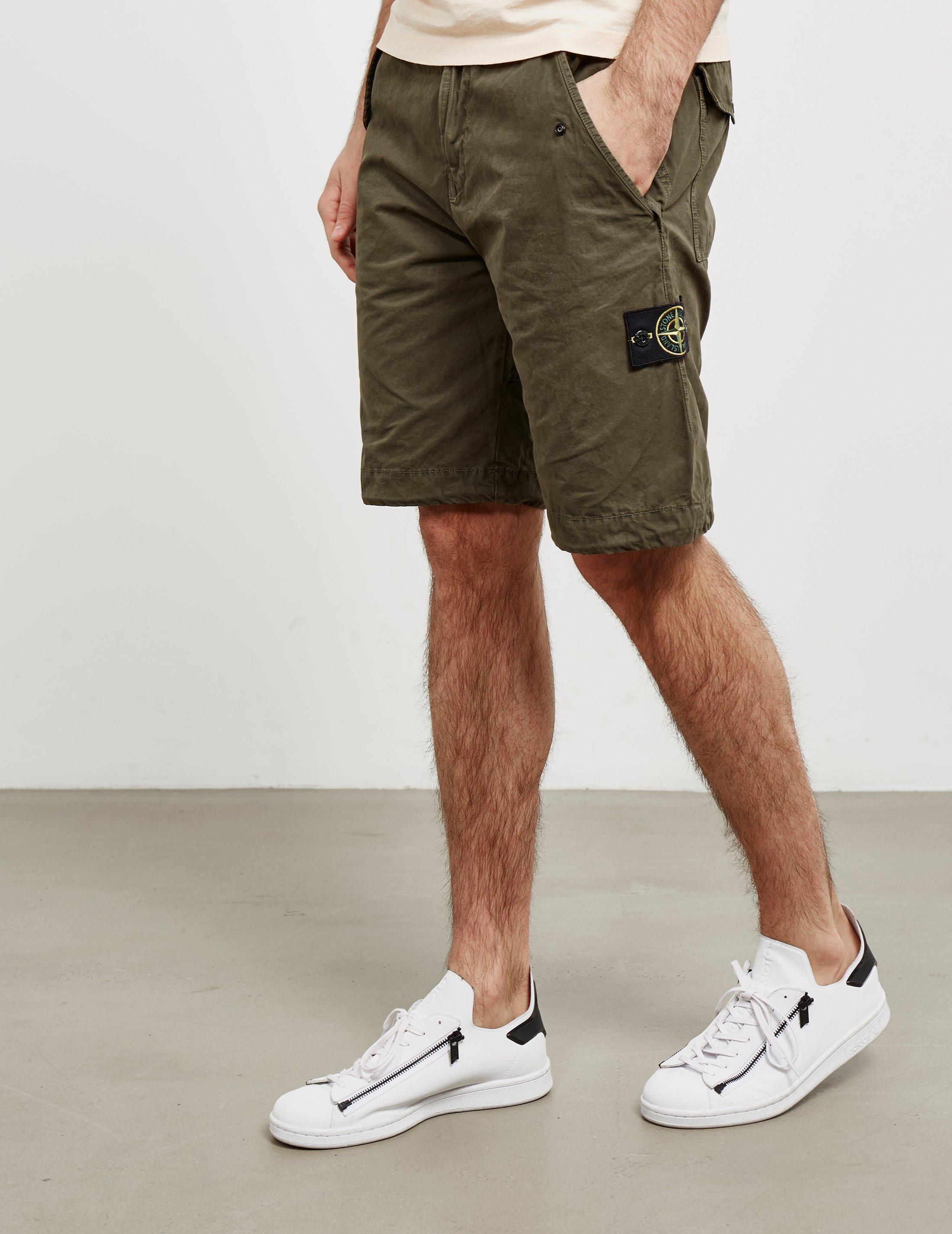 Шорты стон. Шорты Cargo shorts Stone Island. Stone Island Cargo Bermuda shorts 64651. Шорты Cargo Stone Island Green. Stone Island Ghost шорты.