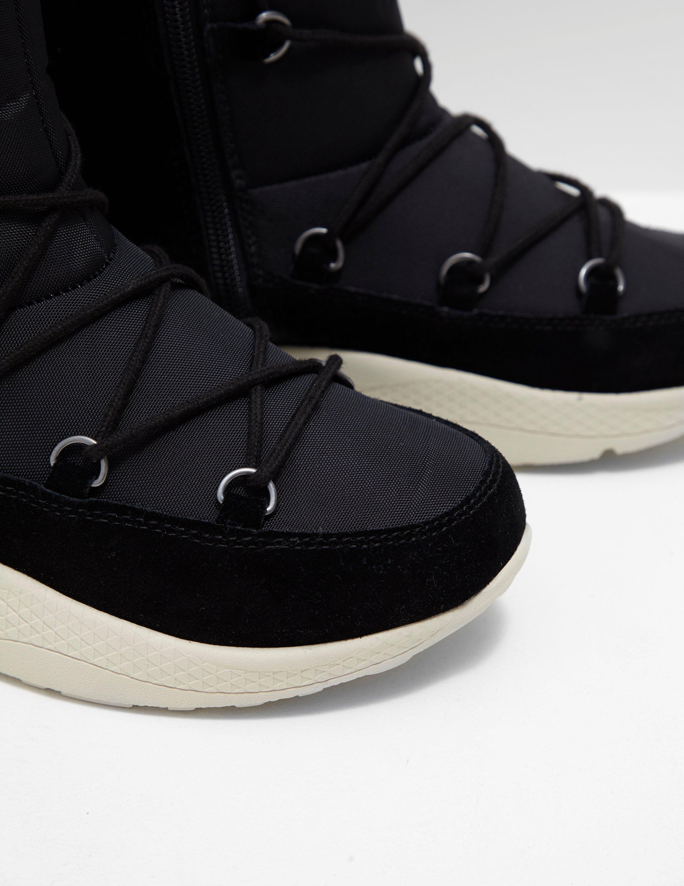 tommy hilfiger hybrid boot