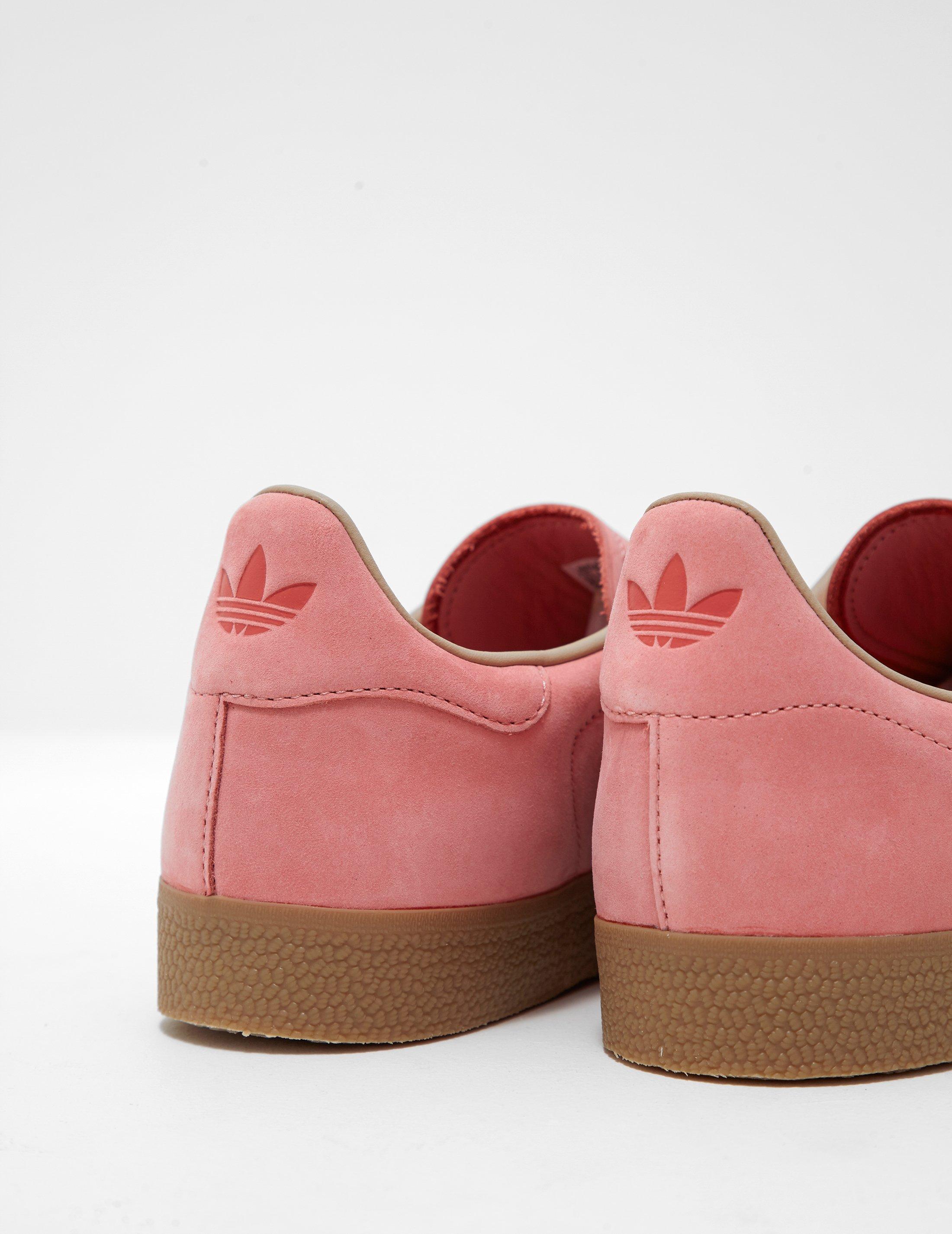 gazelle decon pink