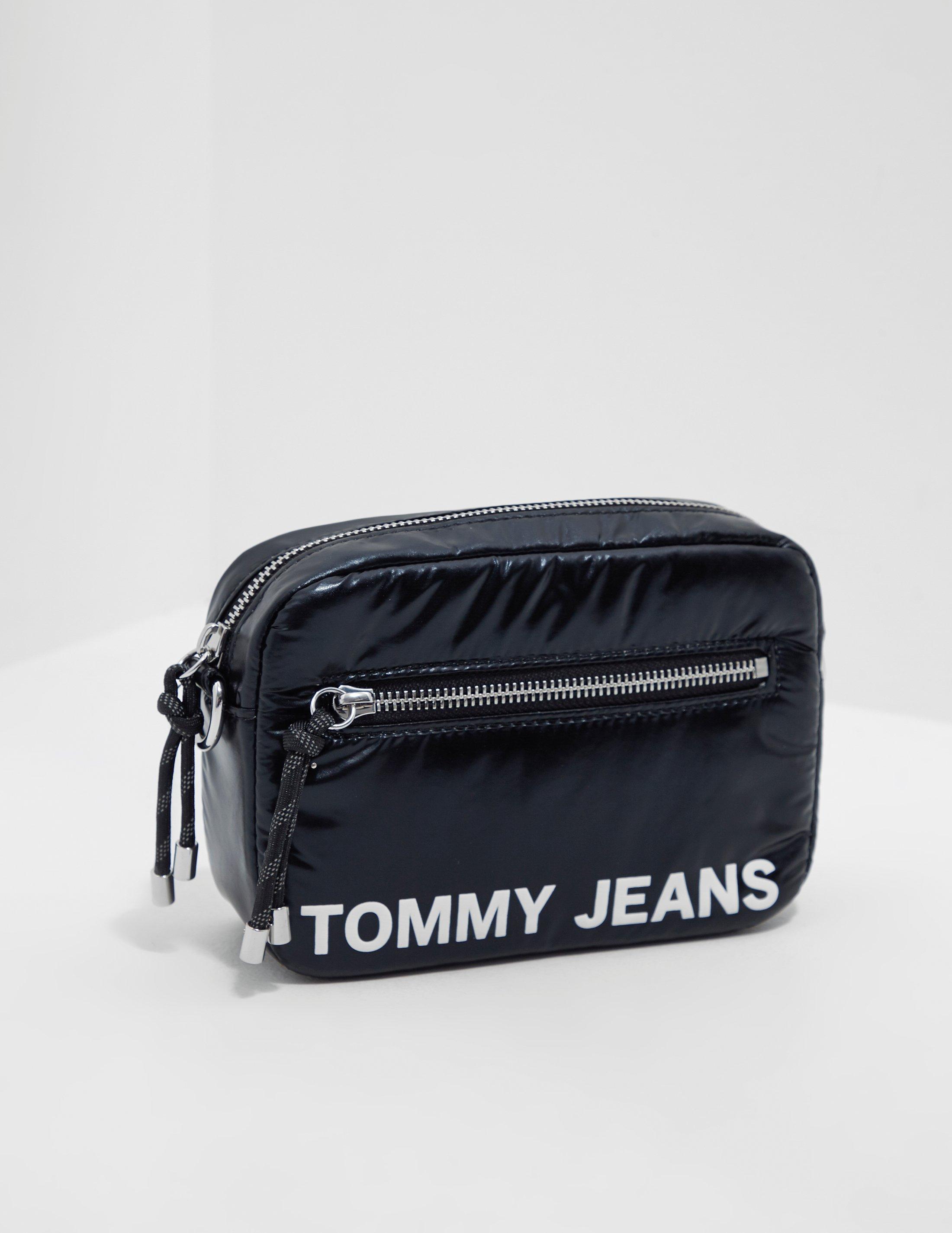 tommy jeans camera bag