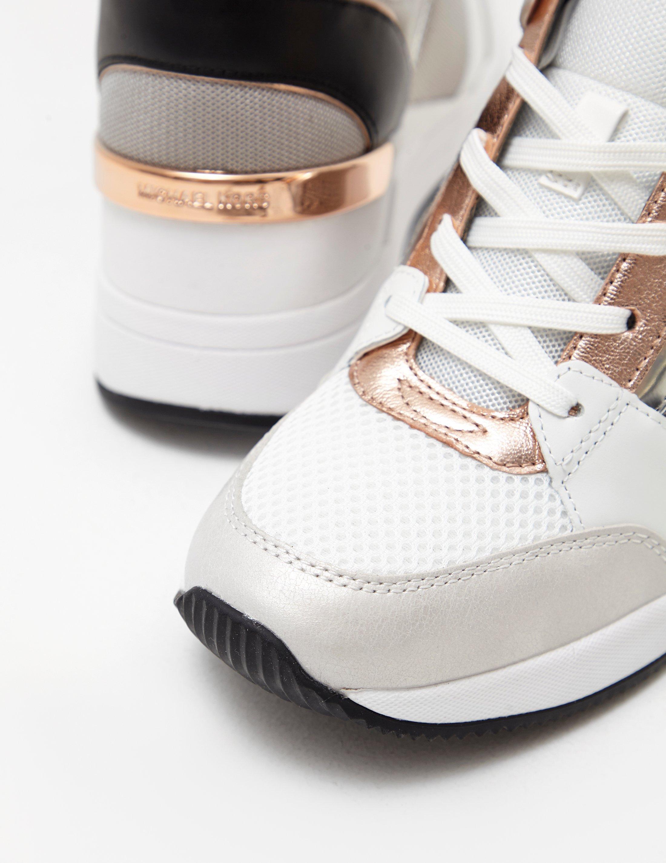 vince camuto wendeema