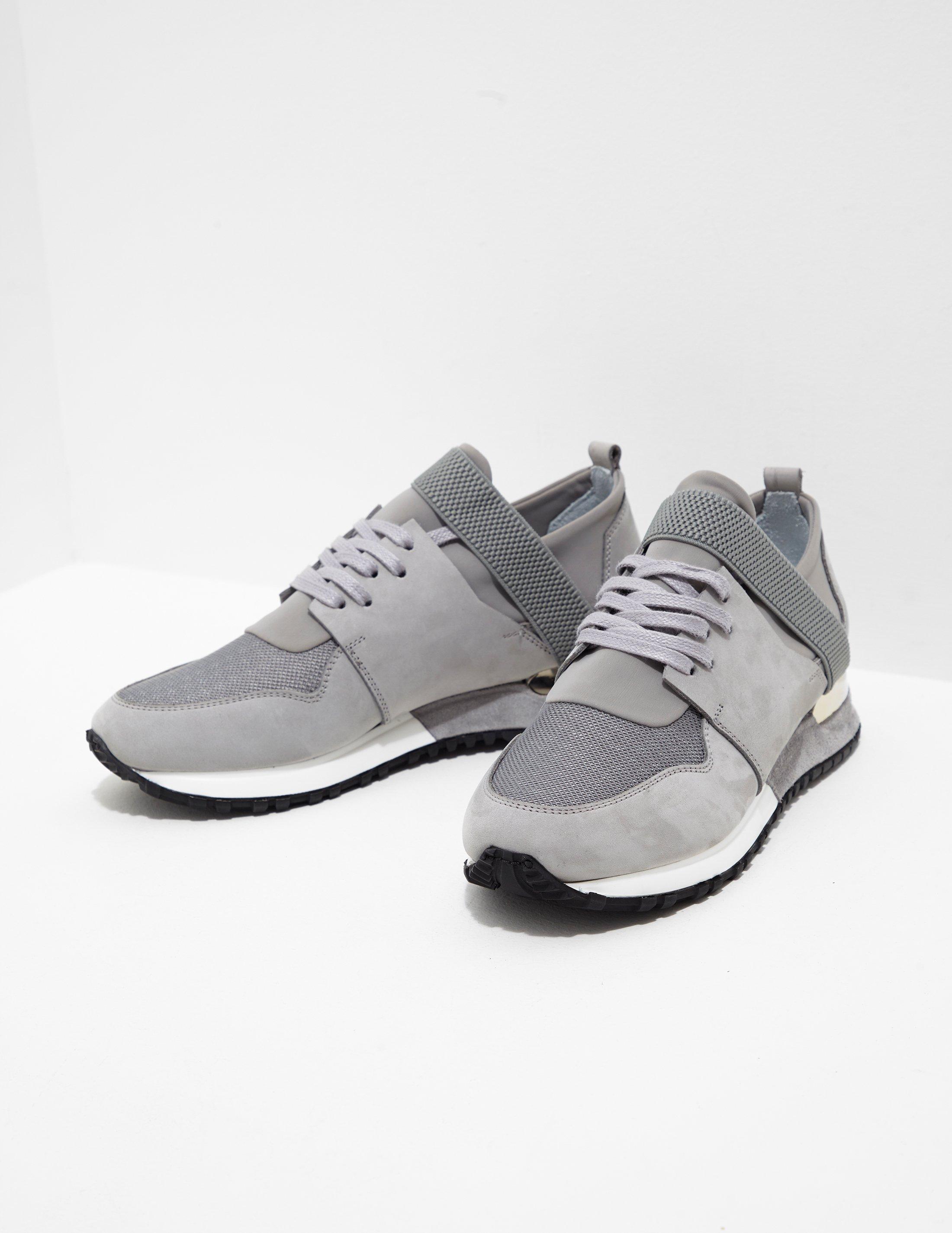 best walking running sneakers for women