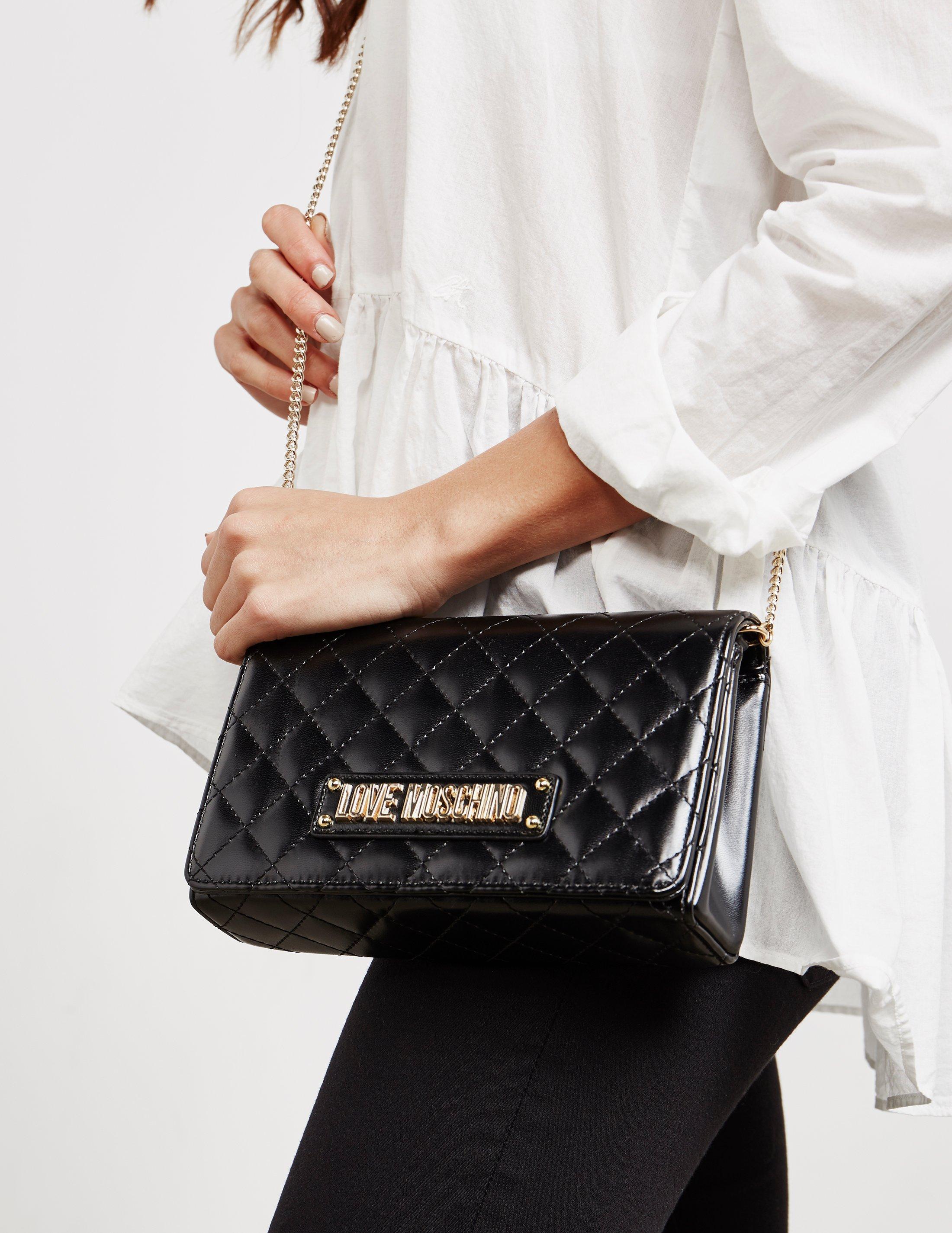 love moschino quilted chain shoulder bag