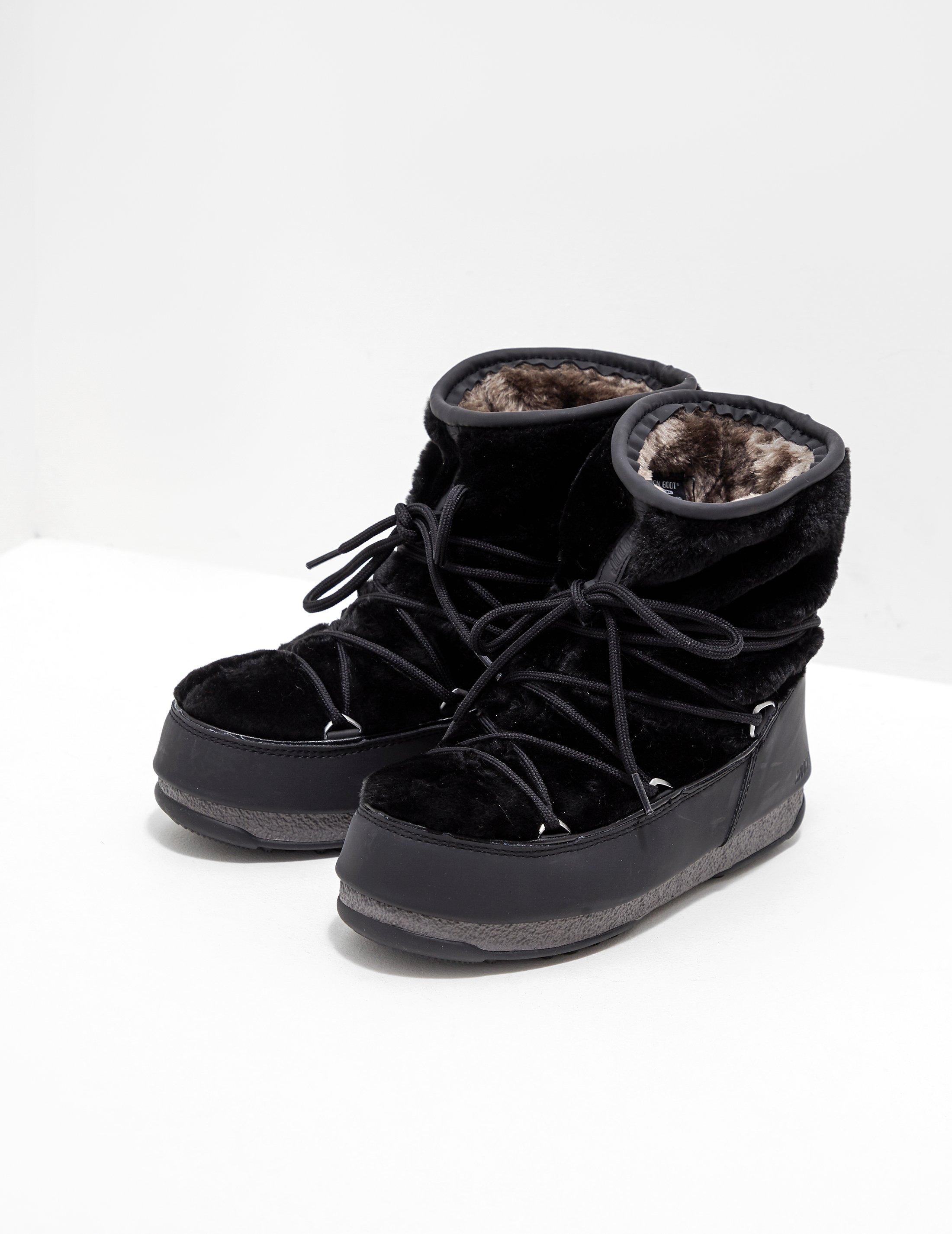 short moon boots