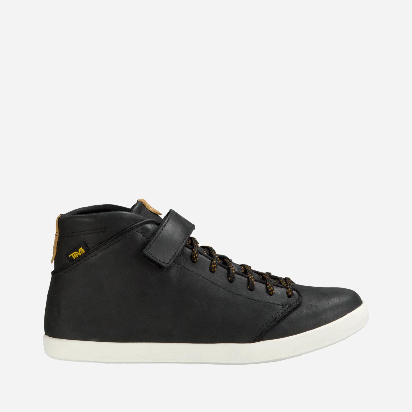 teva willow chukka