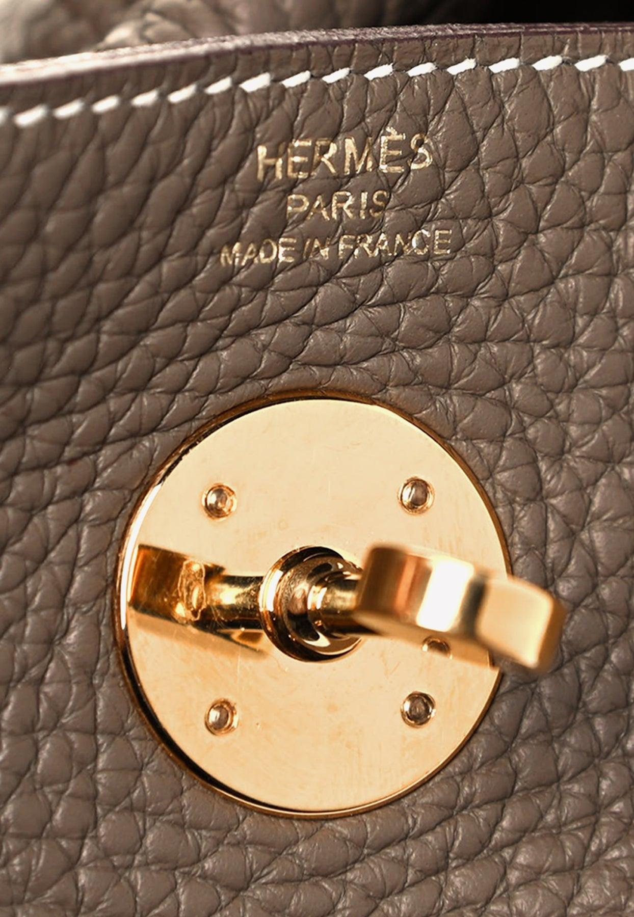 Hermes H073428 Lindy Etoupe / CC18 Taurillon Clemence 26 Shoulder Bags GHW