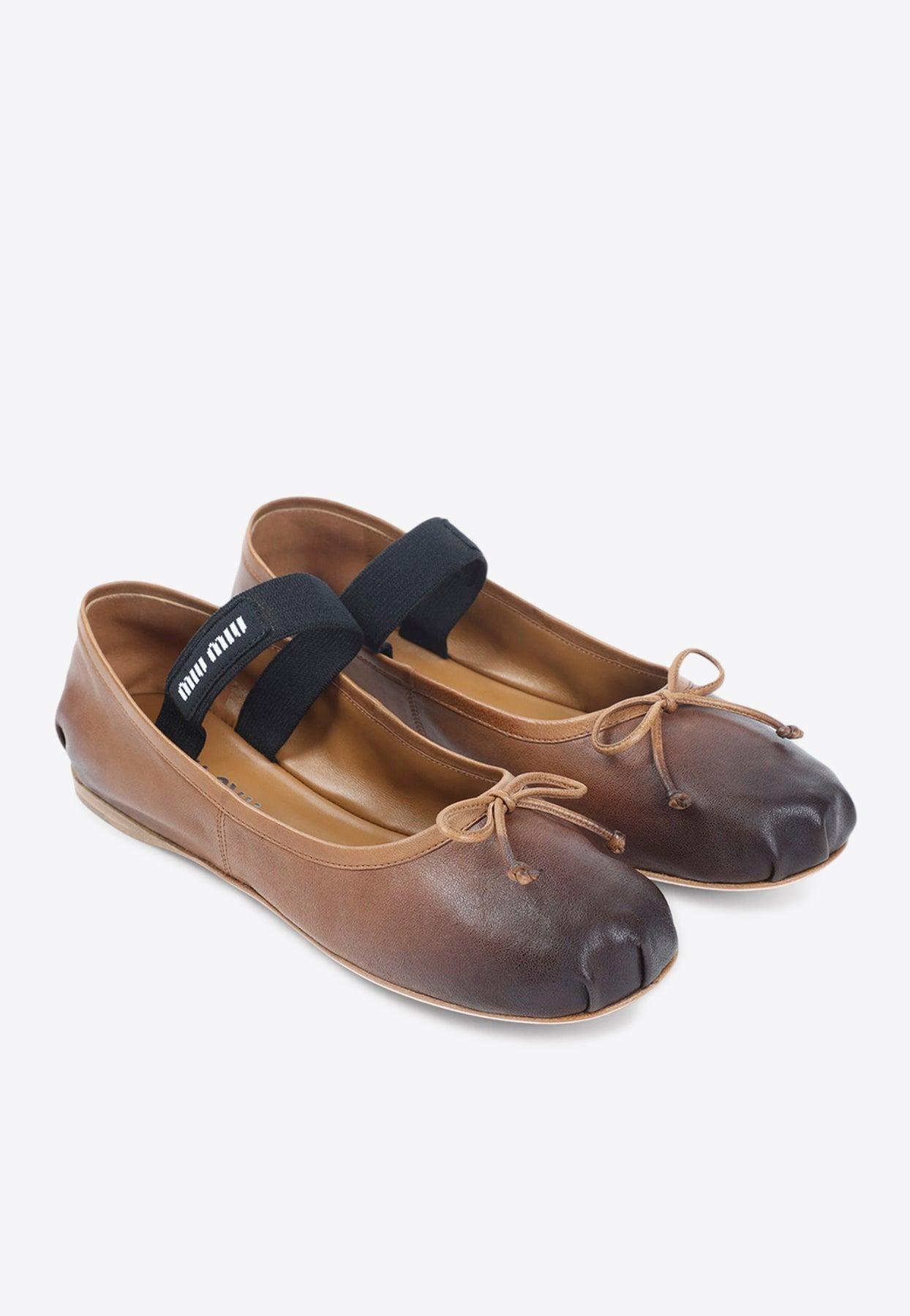 【送料&関税込】Miu Miu Bow-detailed Flat Shoes Miu Miu bow-detail Ballet Flats | Neutrals | FARFETCH