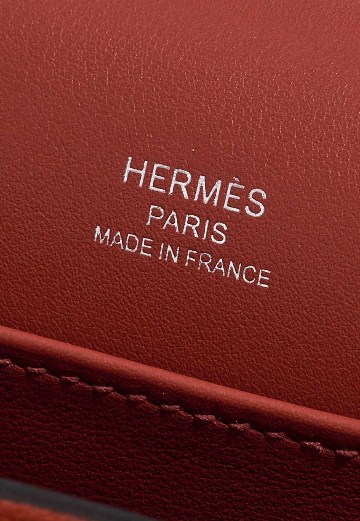 Hermès Geta Shoulder Bag In Cuivre And Rose Texas Chèvre Mysore With  Palladium Hardware in Red