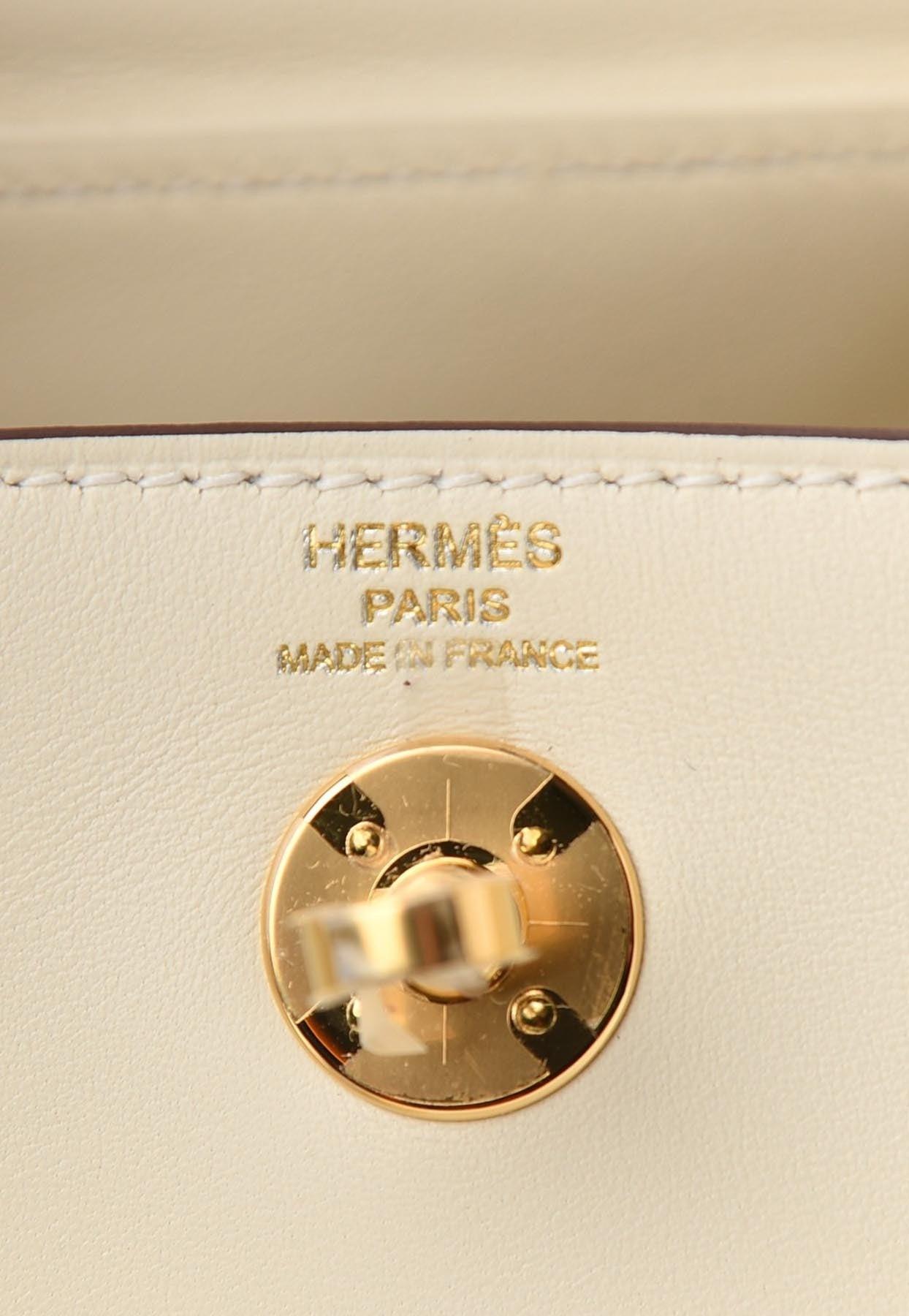 Hermès Mini Lindy 20 In Nata Swift Leather With Gold Hardware in White