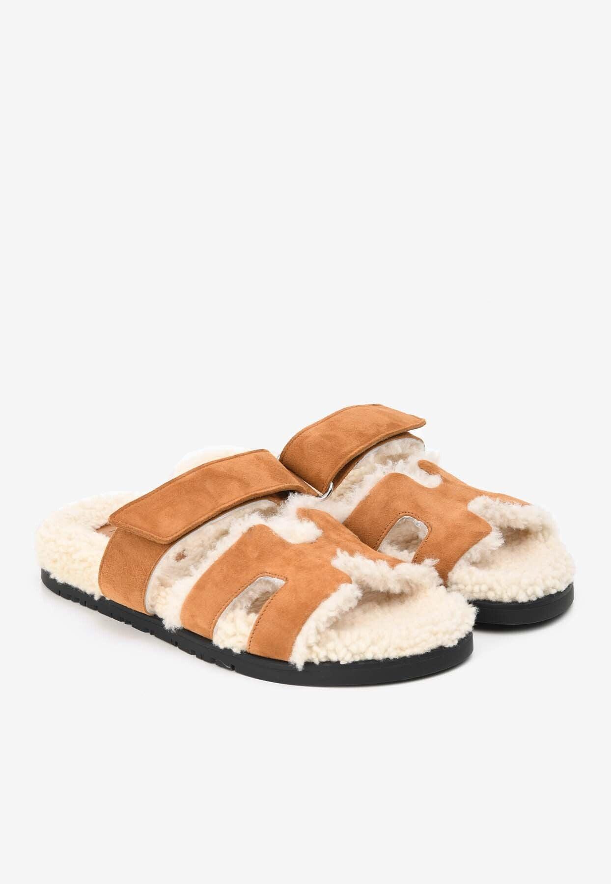 Hermès Chypre Shearling Suede Sandals in White | Lyst