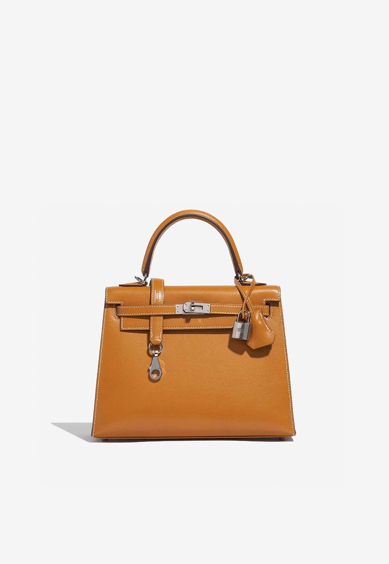 Hermès Kelly 25 In Natural Sable Butler Leather With Palladium Hardware |  Lyst