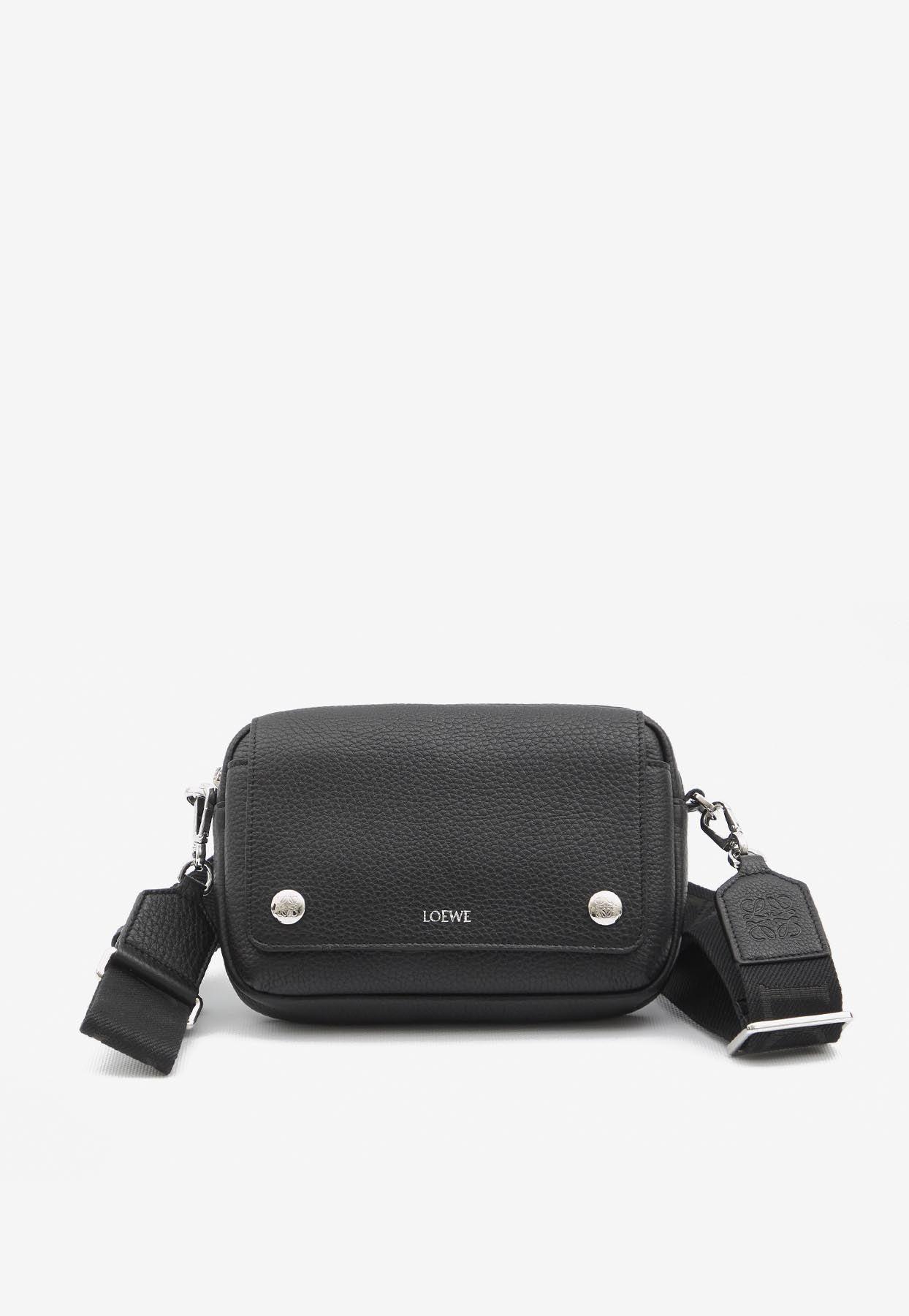 Loewe Small Pebble Messenger Bag in Black for Men | Lyst