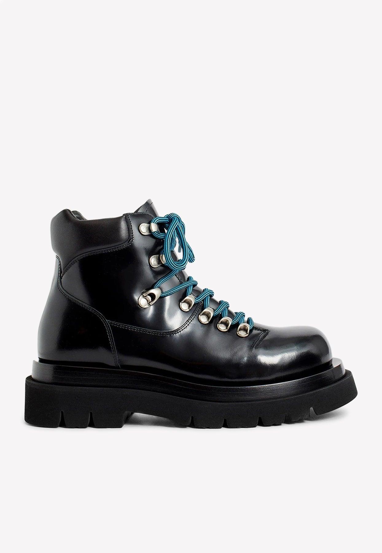 Bottega Veneta Lug Hiking Ankle Boots In Glossy Leather in Black for ...