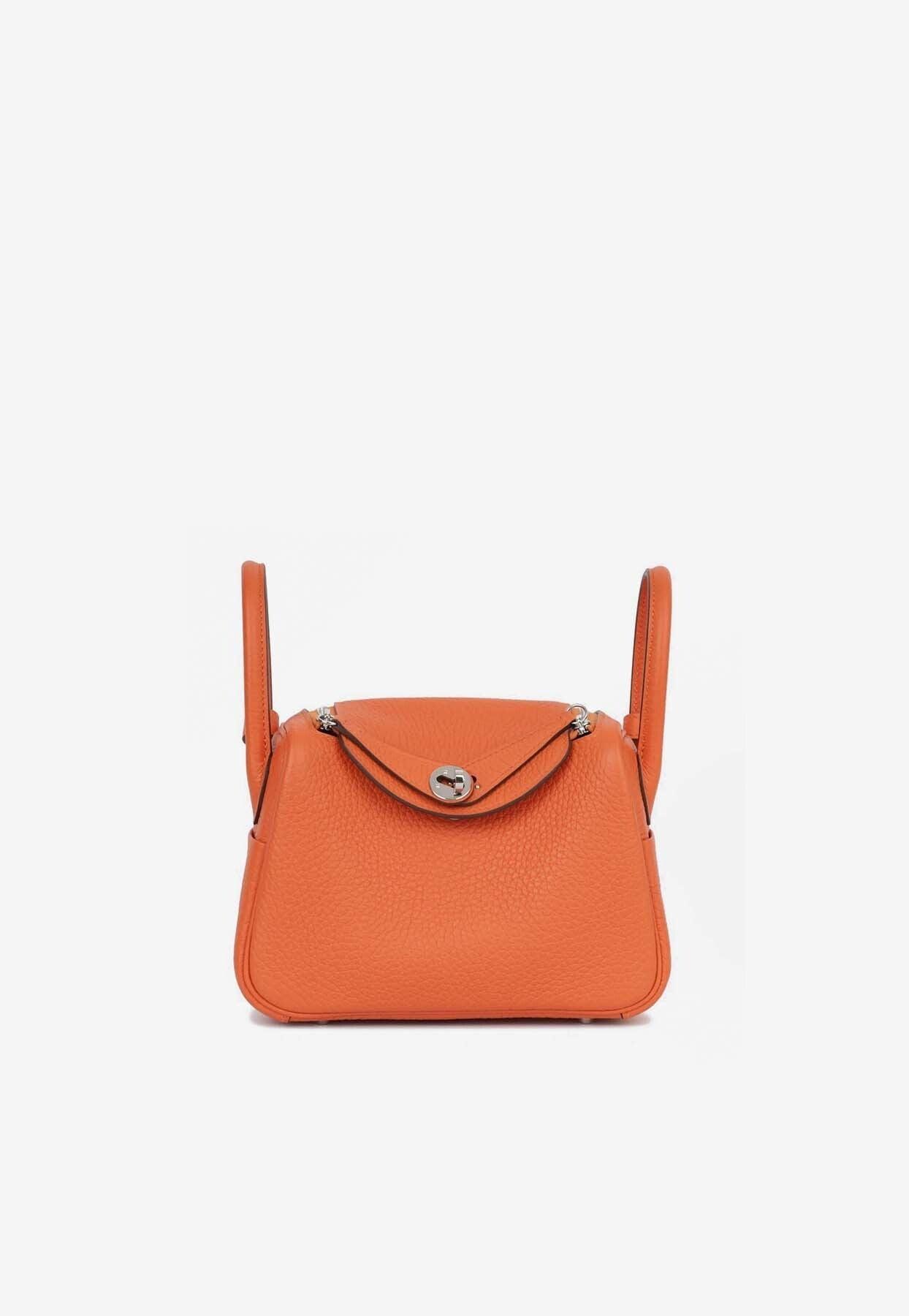 Hermès Mini Lindy 20 In Feu Clemence Leather With Palladium Hardware in ...