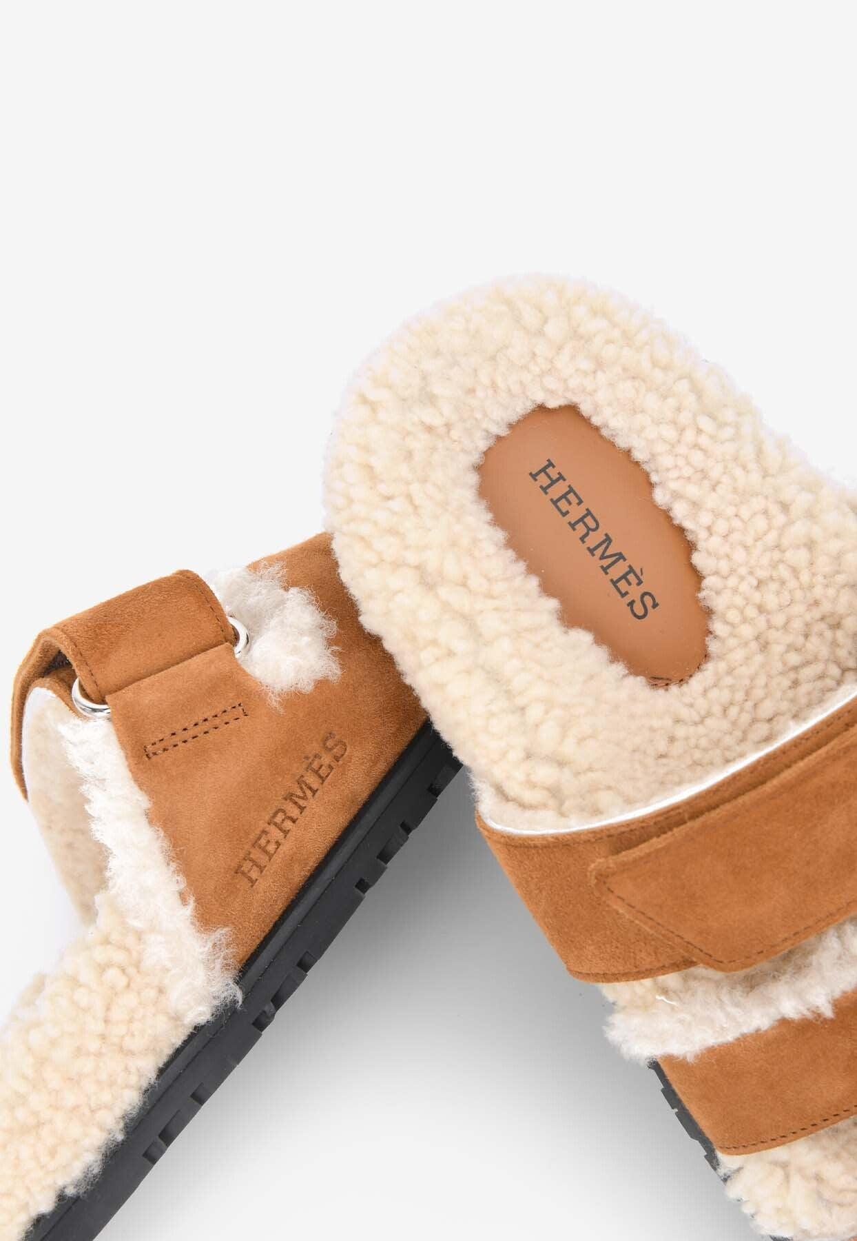 Hermès Chypre Shearling Suede Sandals in White | Lyst