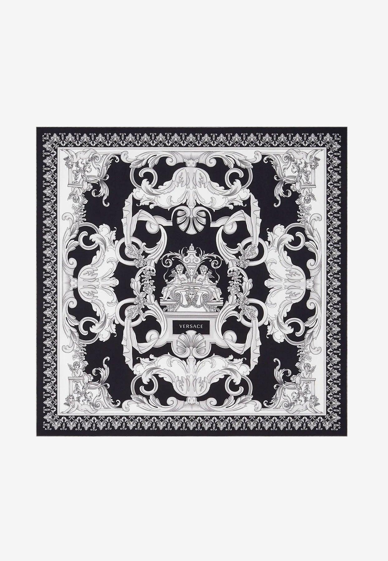 VERSACE｜SCARVES (SEASHELL BAROQUE LARGE SILK FOULARD (1 Barocco Large Silk Foulard 90 cm Black,Print | VERSACE CA