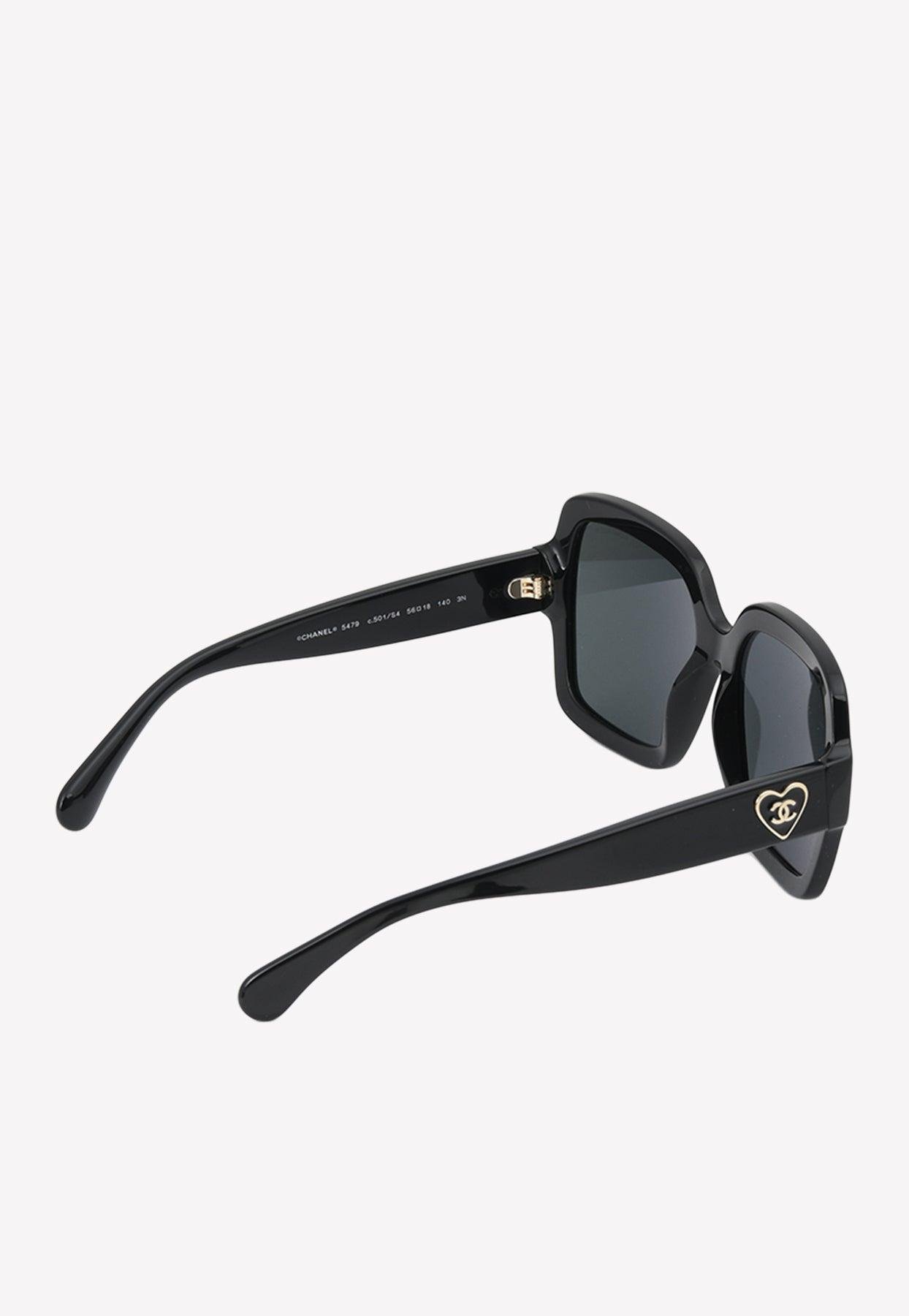 Oversized sunglasses Chanel Black in Plastic - 34751622