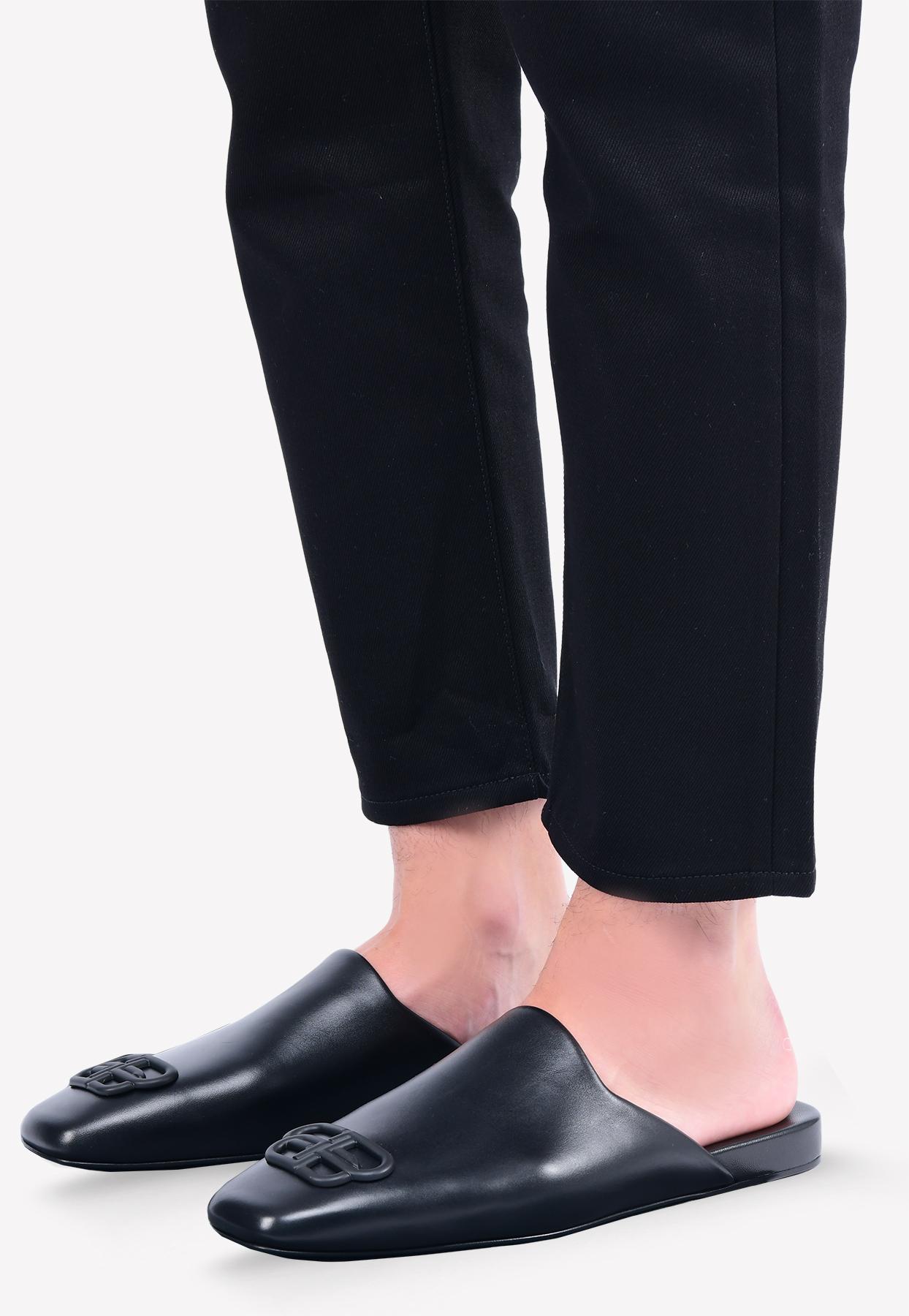 Balenciaga Cosy Bb-logo Mules In Smooth Calfskin in Black for Men | Lyst