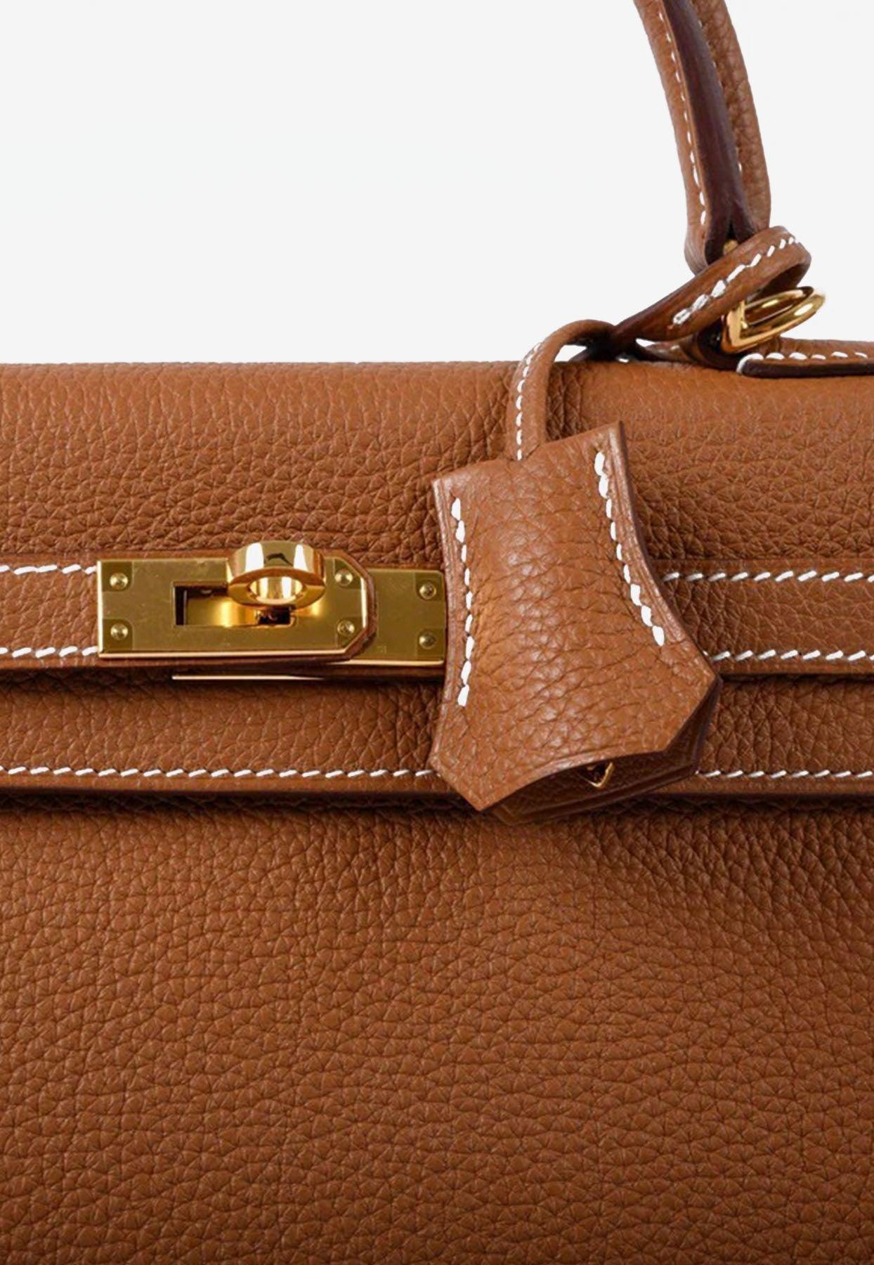 Hermes Kelly bag 25 Retourne Gold Togo leather Gold hardware