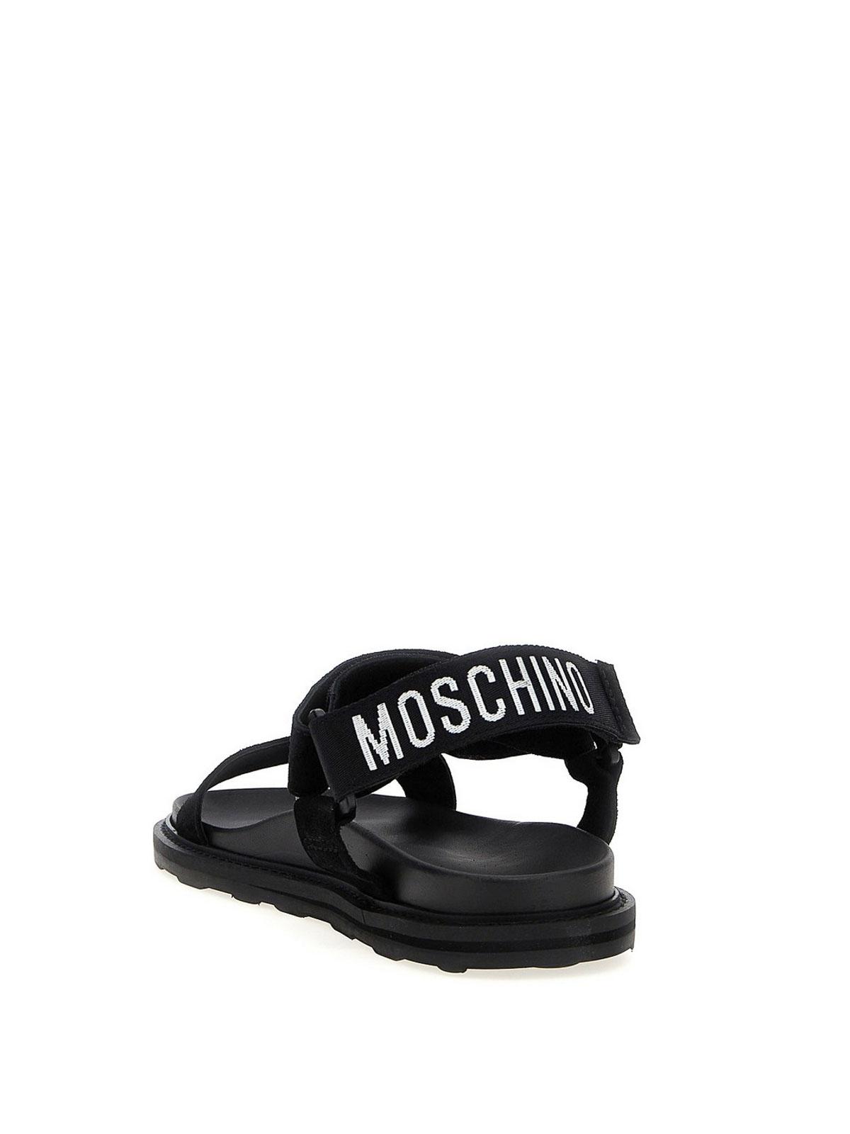 【Moschino】5mmローカットレザーサンダル Moschino Logo Leather Sandals | Saks Fifth Avenue