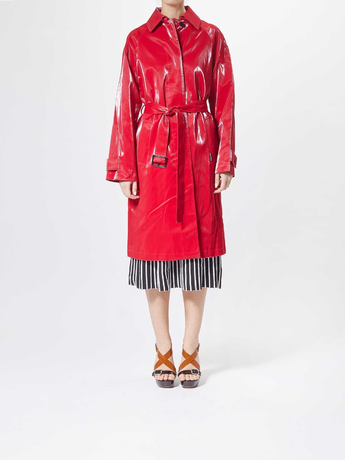 karl-lagerfeld-Red-Coated-
