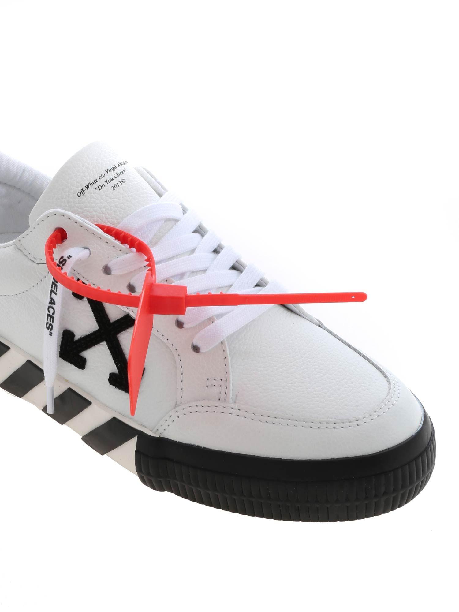 Off-White c/o Virgil Abloh Arrow Low Vulcanized Sneakers In White - Lyst