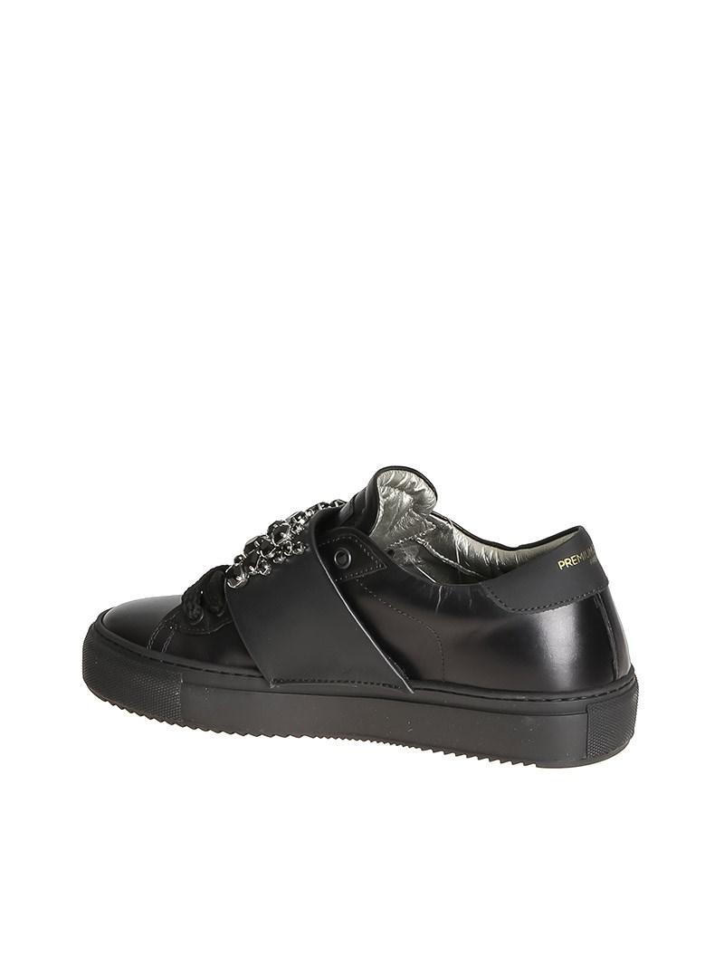 date newman sneakers