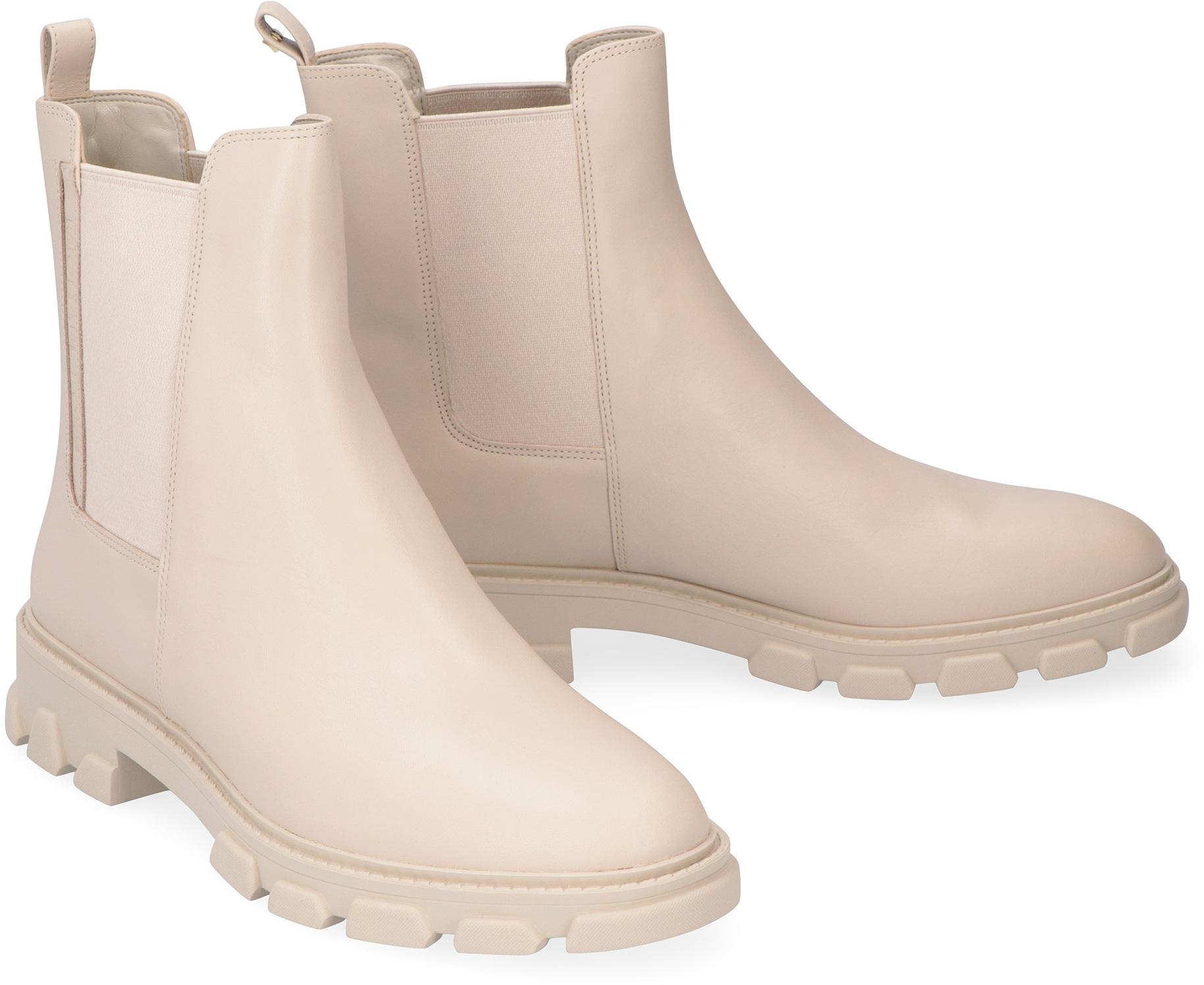 MICHAEL Michael Kors Ridley Leather Chelsea Boots in Beige (Natural) - Lyst