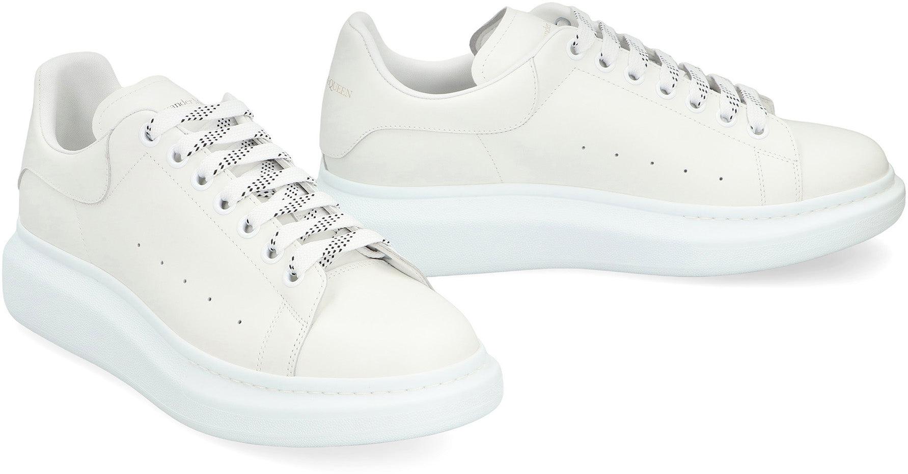 スニーカー Alexander McQueen WICYP OVERSIZED LOW-TOP LEATHER Sneakers McQueen Leather Oversized Low-Top Sneakers | Saks Fifth Avenue