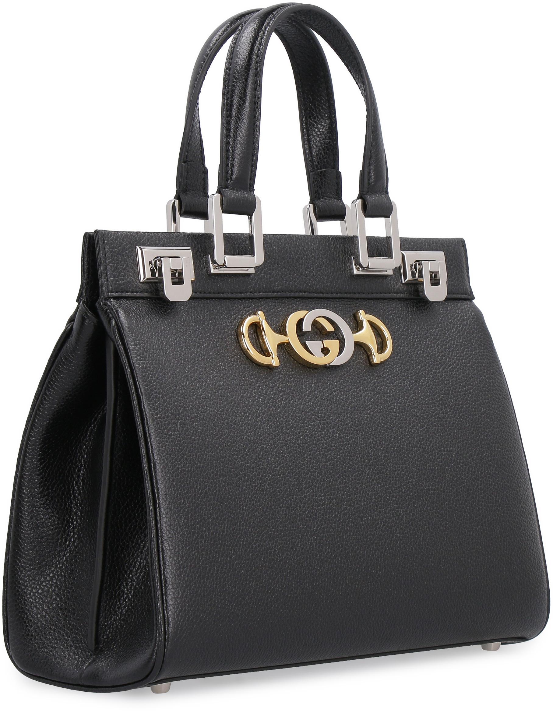 gucci zumi grainy leather medium top handle bolsa