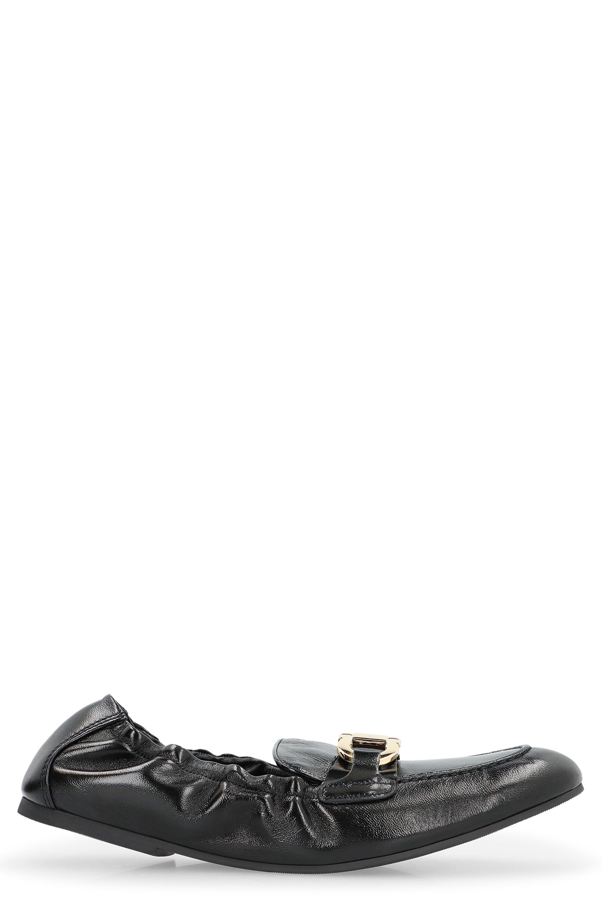 Ferragamo Jodie Leather Loafers in Black | Lyst