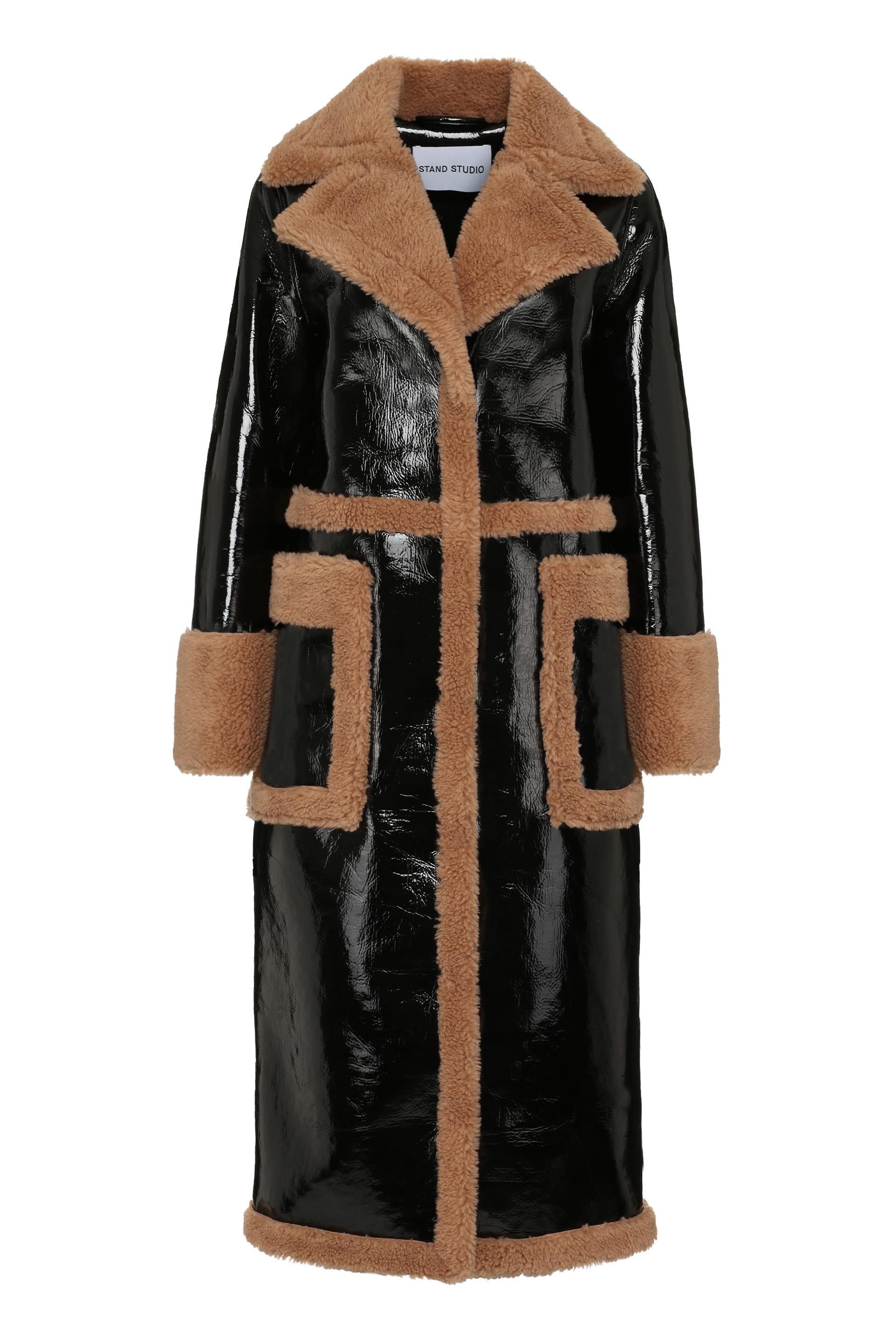 stand studio parka