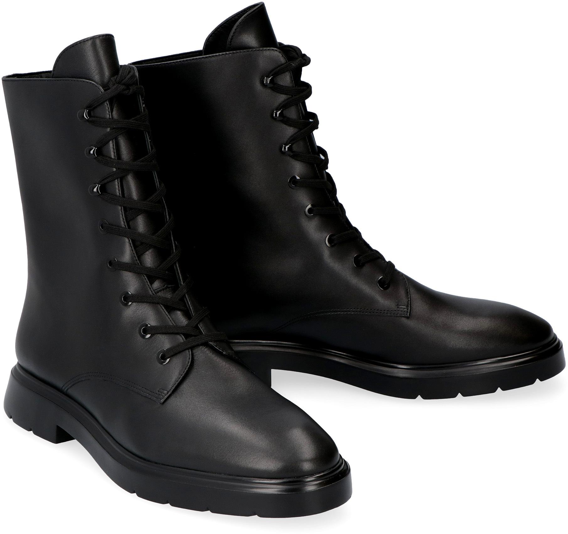 stuart weitzman the mckenzee boot