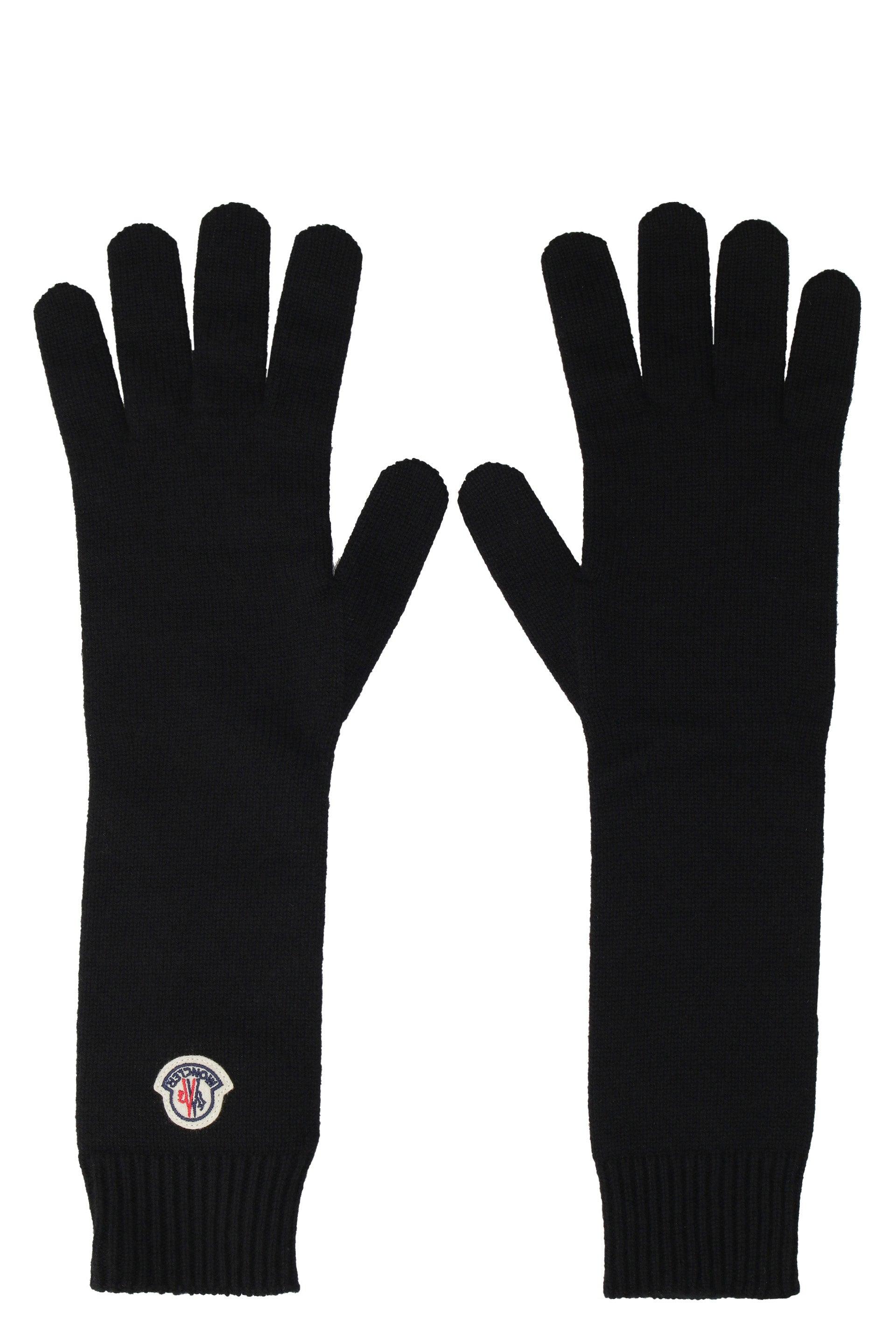 Moncler clearance gloves sale