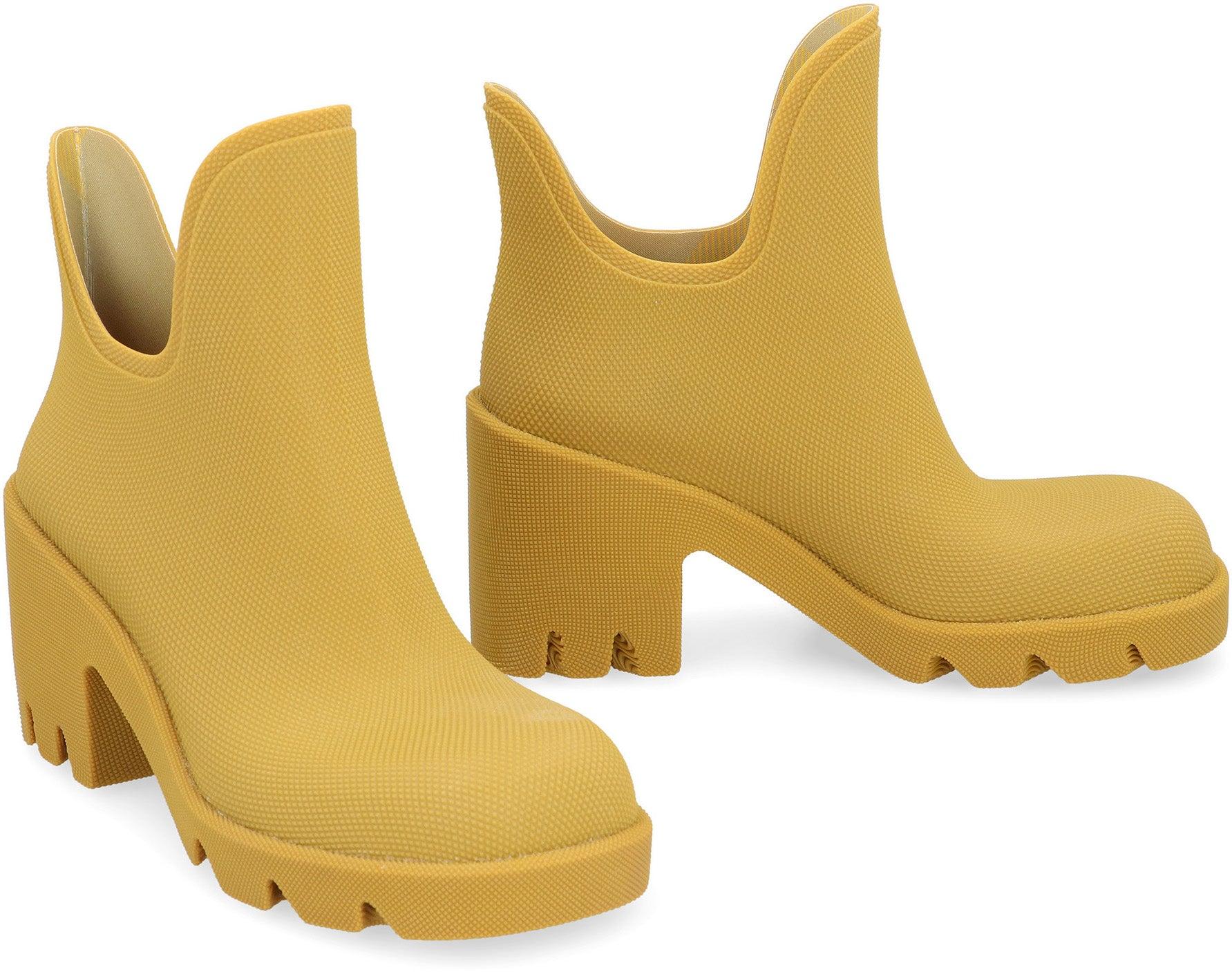 Burberry rain boots womens orange deals