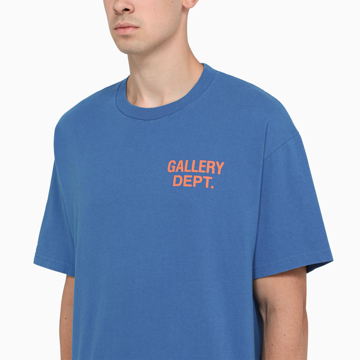orange and blue raglan shirt