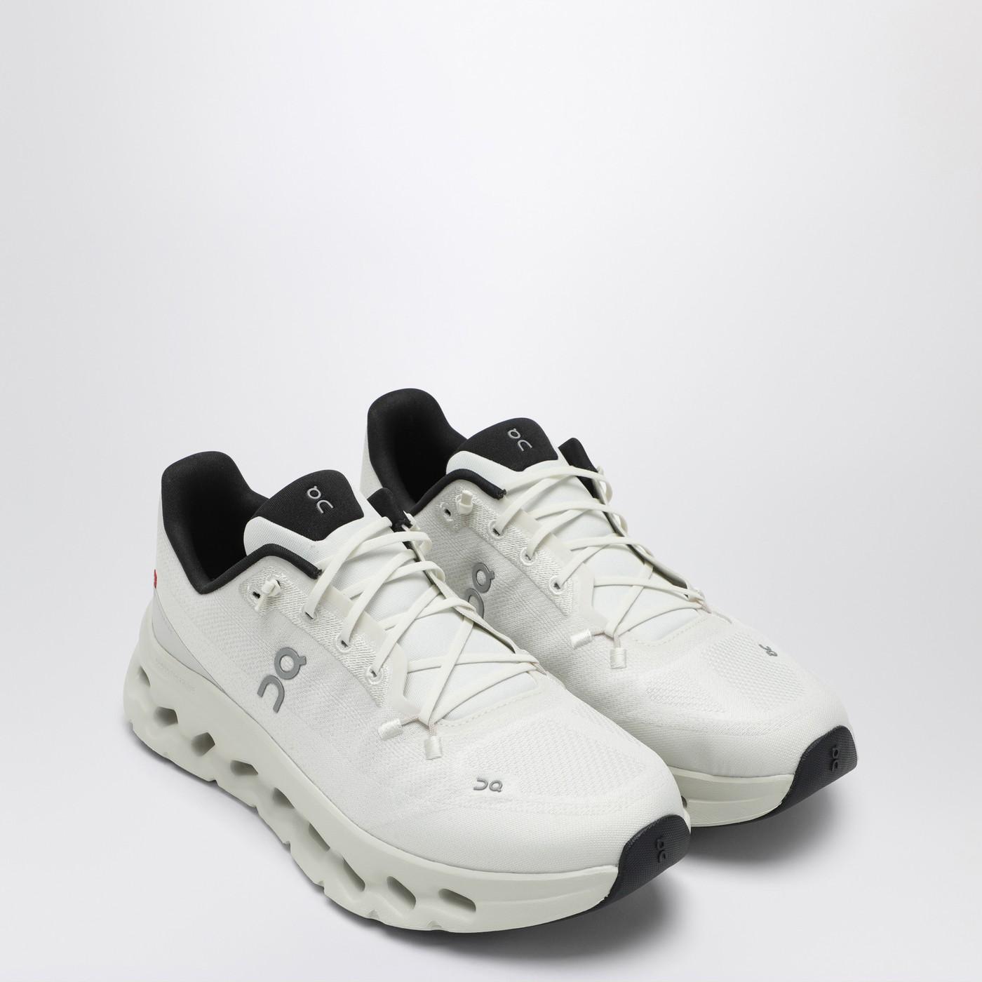 on-shoes-White-Cloudtilt- on-shoes-White-Cloudtilt-